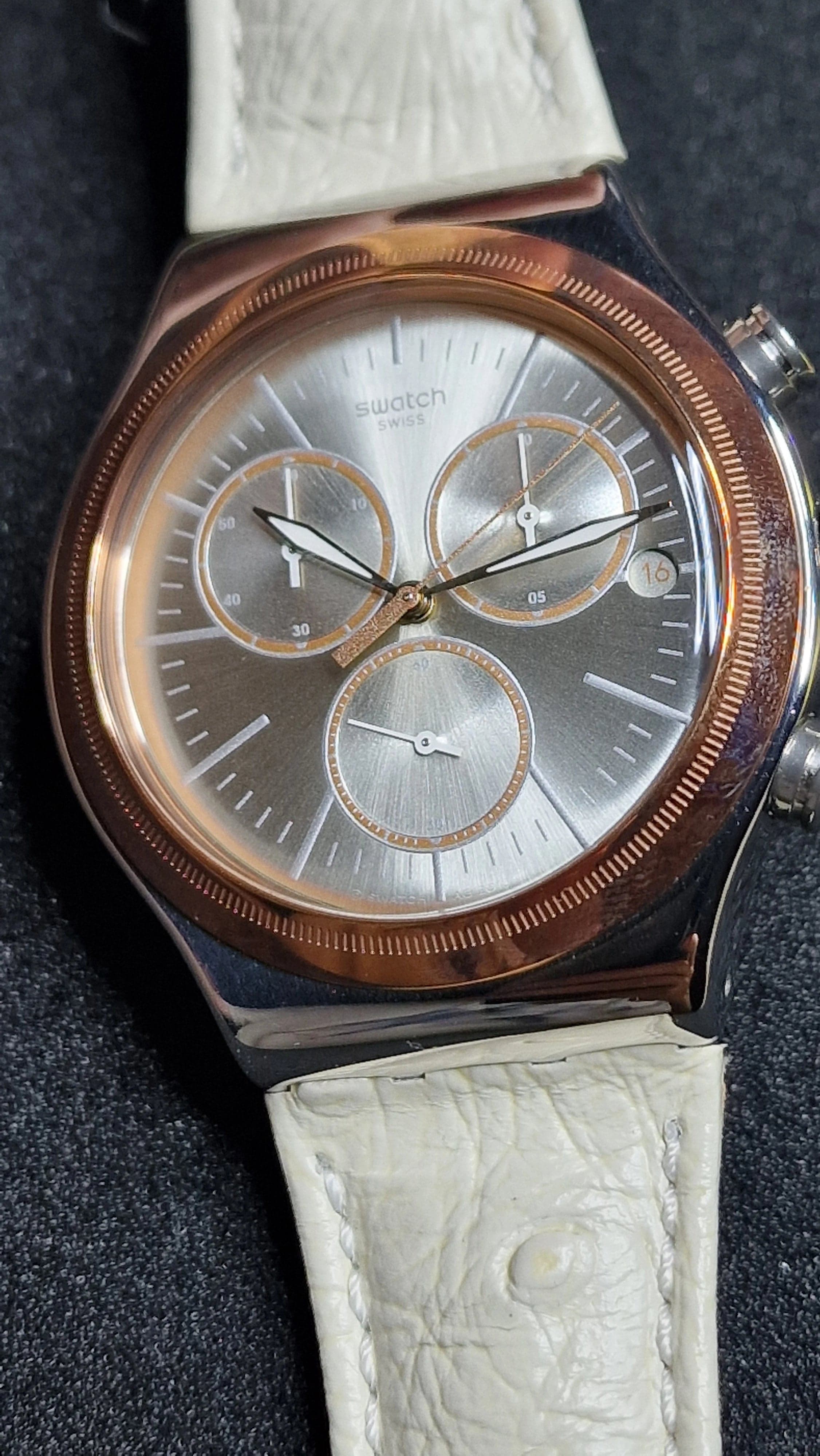 Swatch Irony Chrono YVS412 “AlbinoStrich” (AG 2013) – elegant two-tone chrono