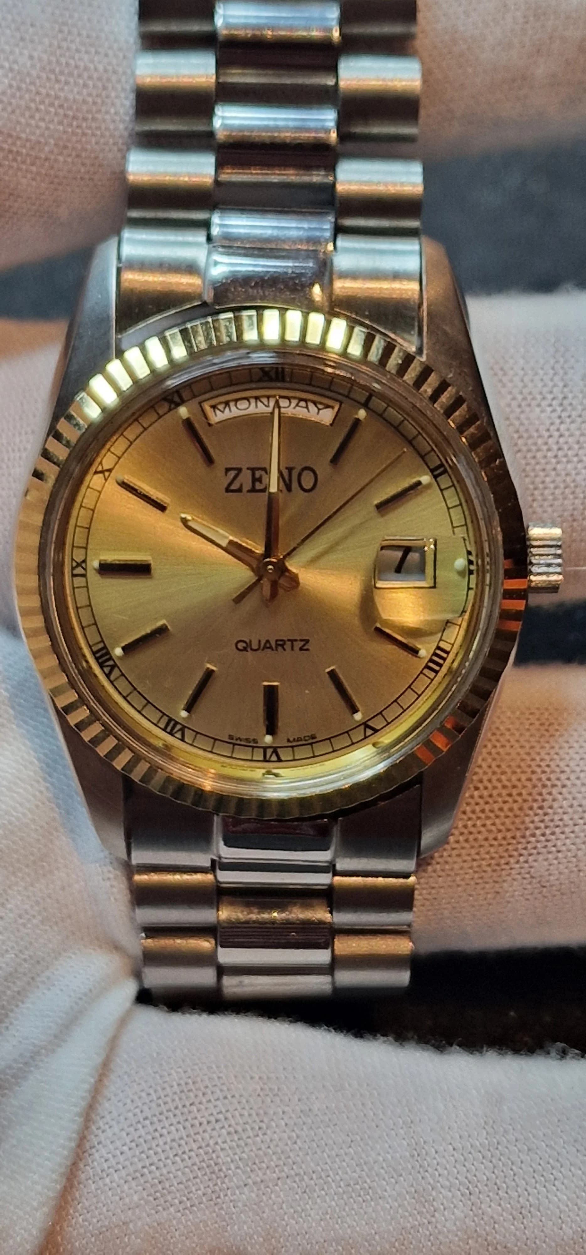 🕰️ Unworn Vintage Day-Date Watch – Zeno-Watch Basel, Swiss Made, 1960s, Quartz, Bicolor