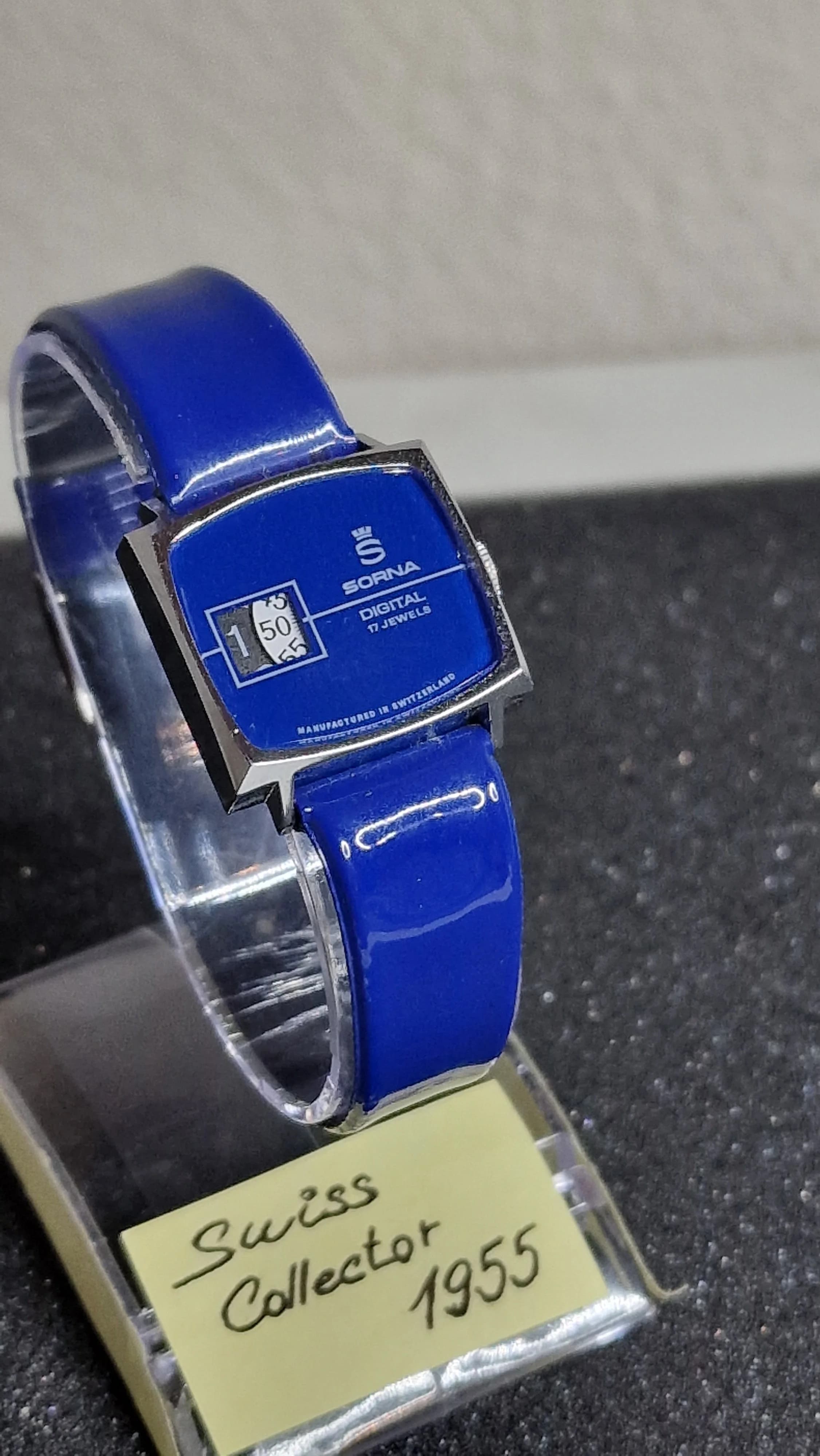 🕰️ Unworn Vintage Digital Watch "SORNA" – 17 Jewels, Hand-Wound, Swiss Made, 60s