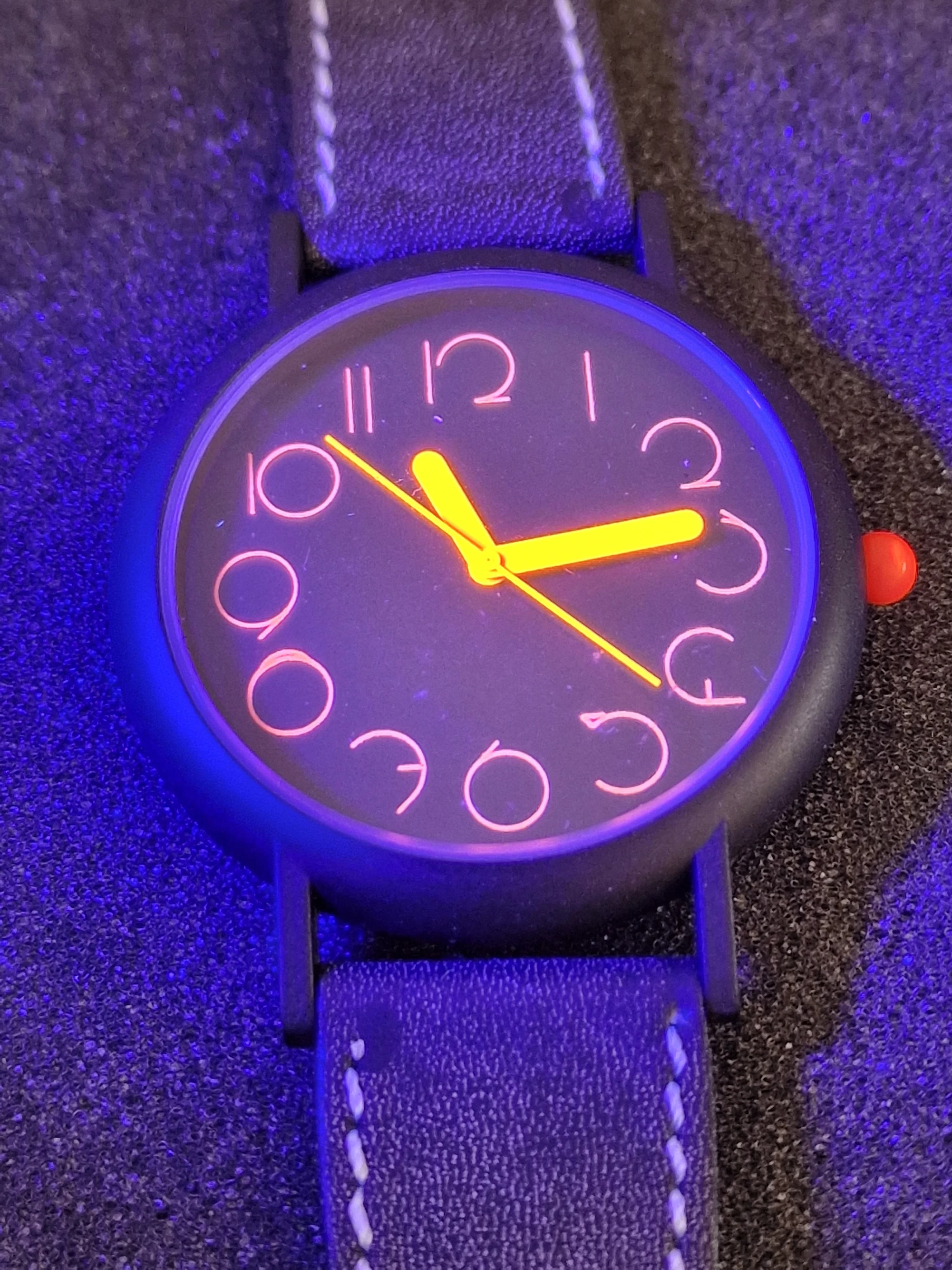 Unworn Vintage Quartz Watch – Swiss Made, Cattin Movement, 42mm, 80s/90s, Old Stock