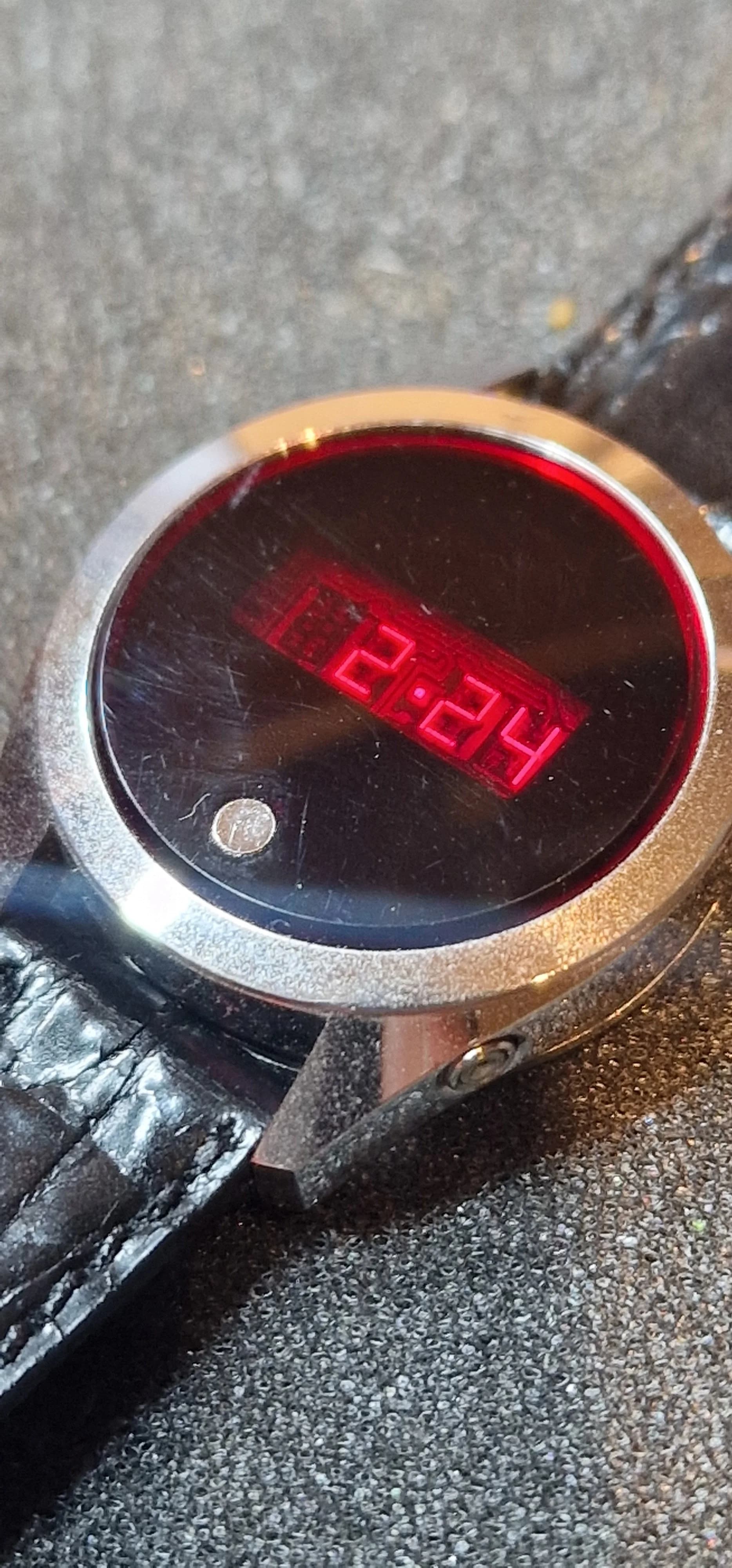 ⌚ Unworn Vintage Quartz Watch – Swiss Made, Cattin Movement, 42mm, 80s/90s, Old Stock