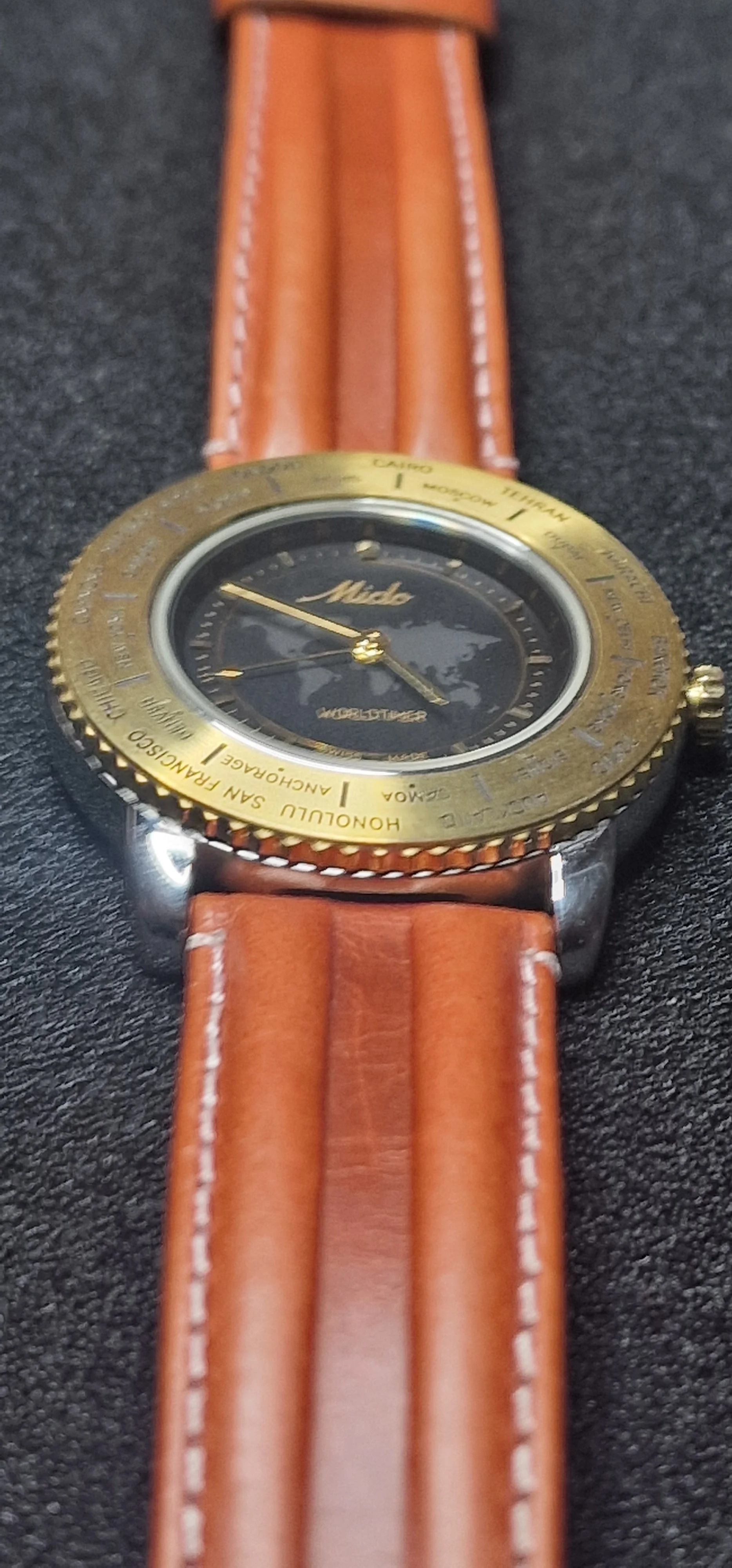 Exclusive MIDO Worldtimer Men's Watch – Swiss Made, 39mm, Quartz, World Time Function 9