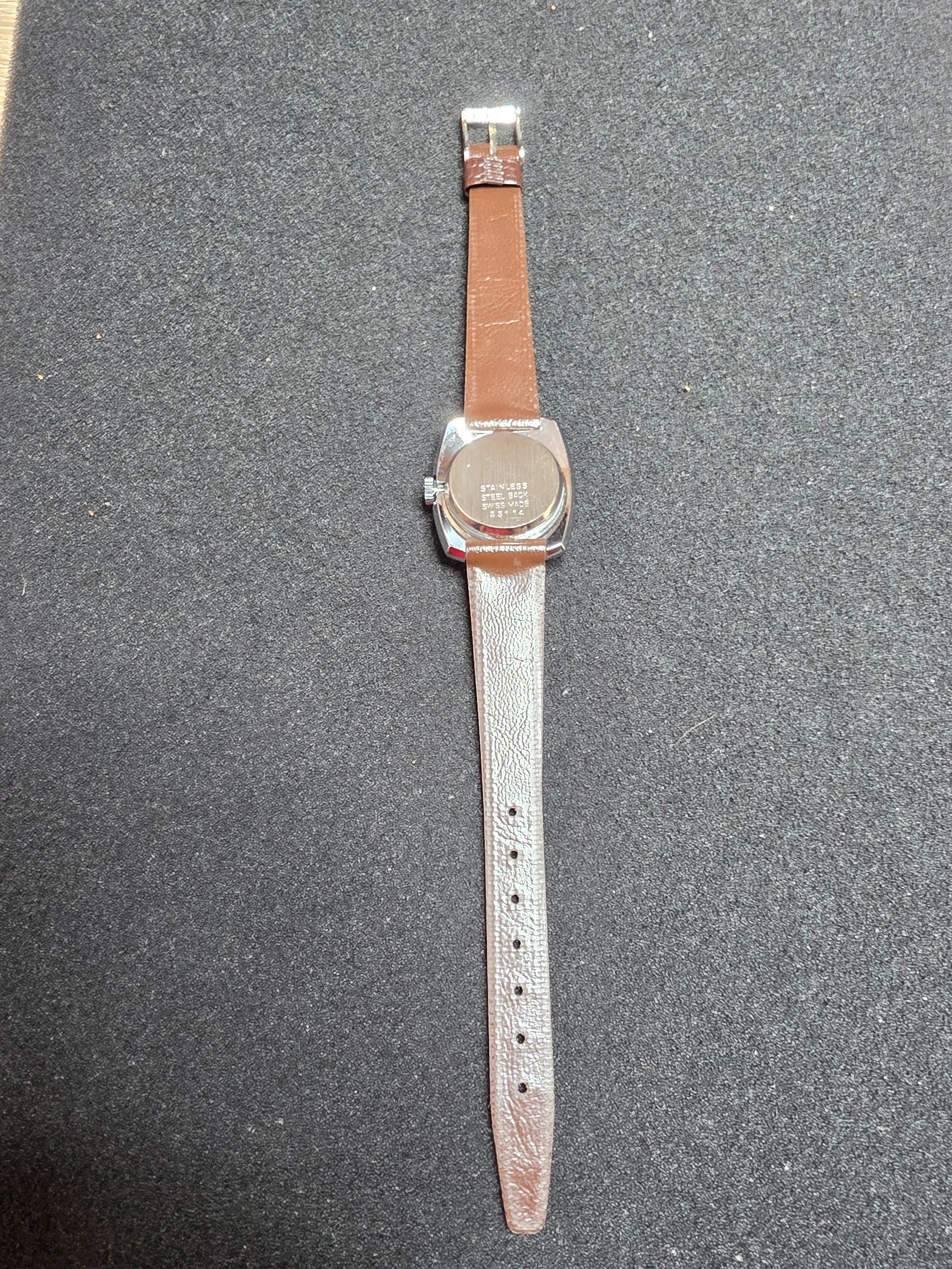 Fero Feldmann – 1960 – Unworn – Bordeaux Dial 7