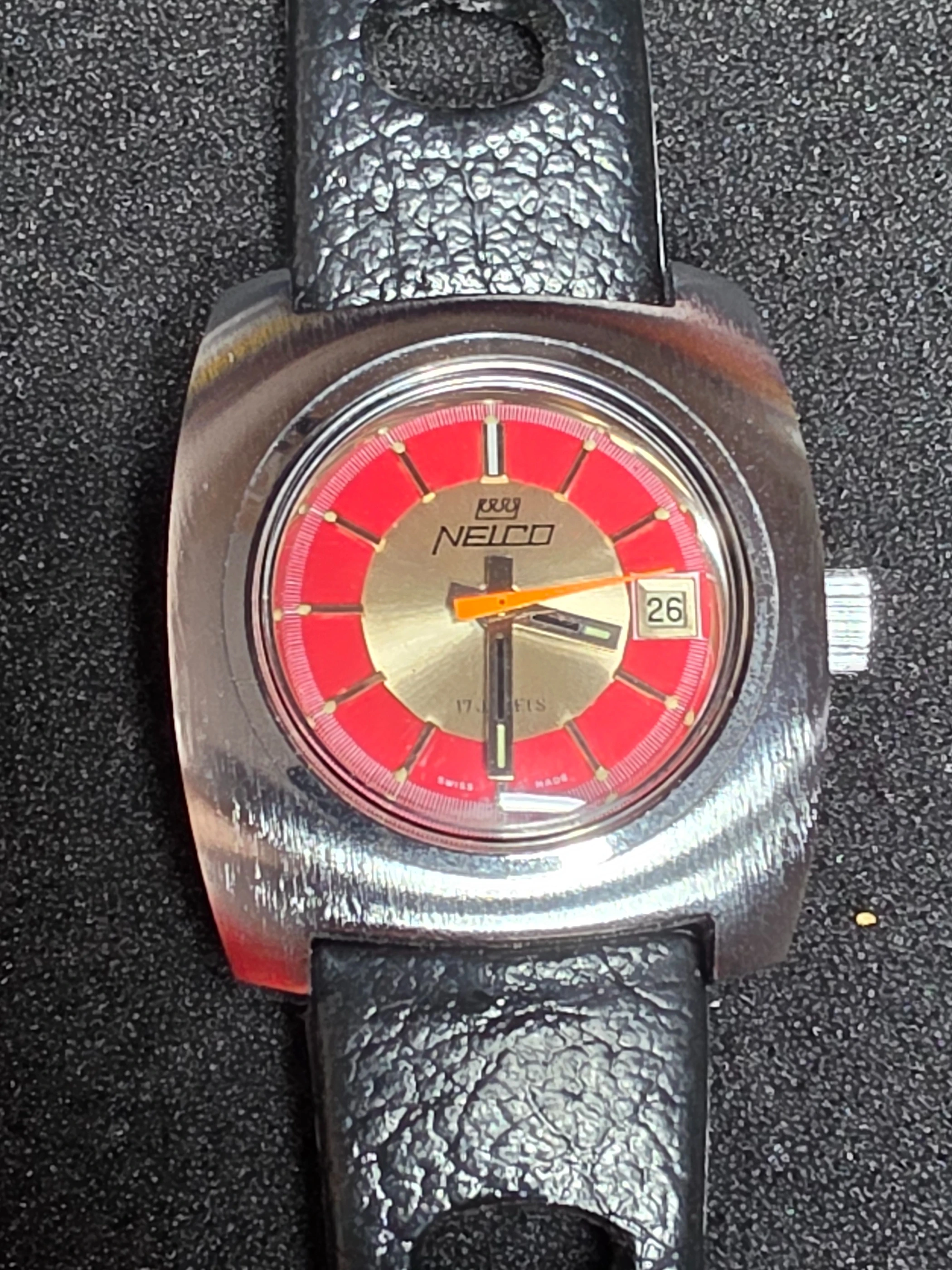 Nelco – NOS – Hand-Wound – Red Dial 1