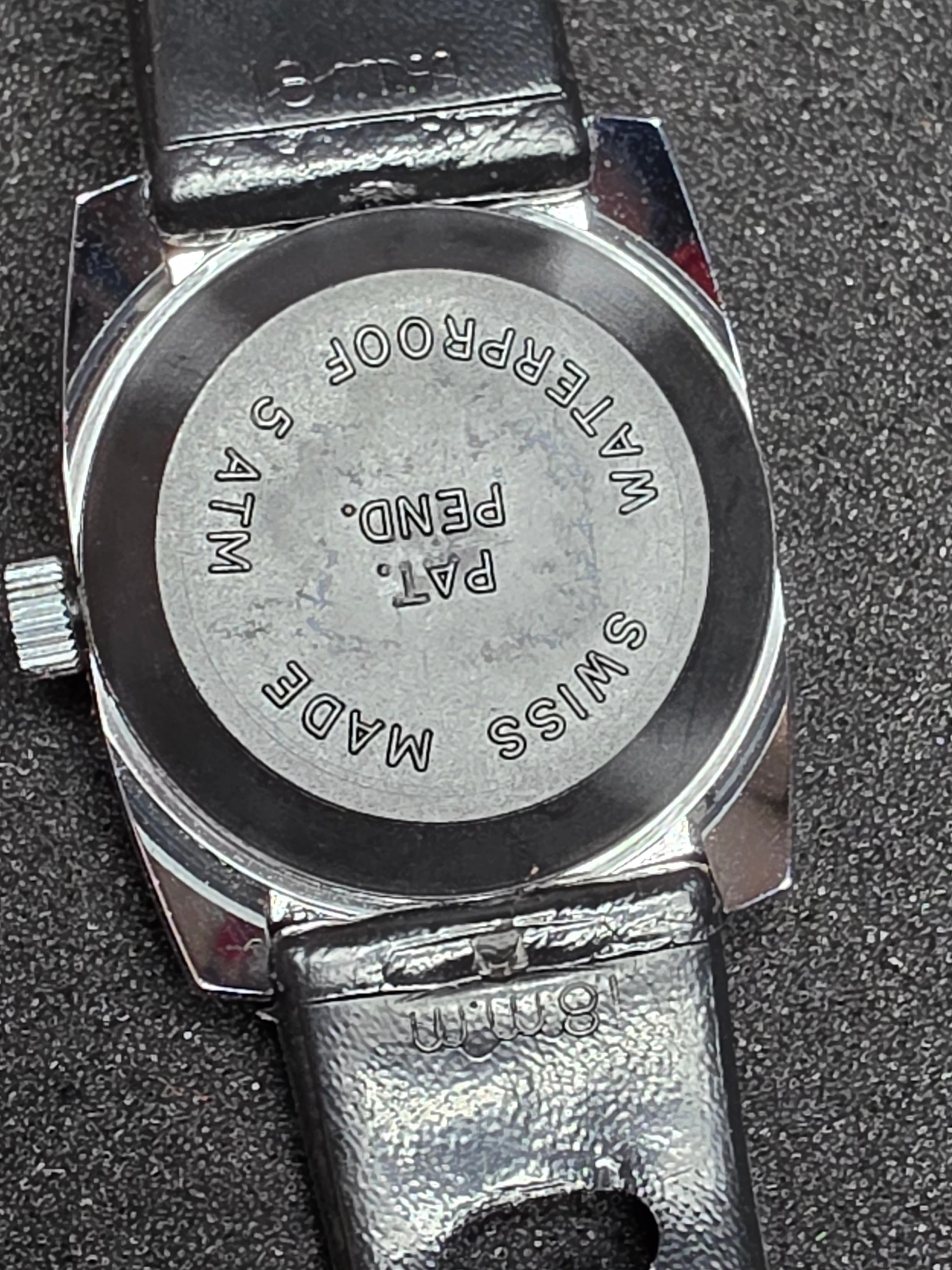 Nelco – NOS – Hand-Wound – Red Dial 4