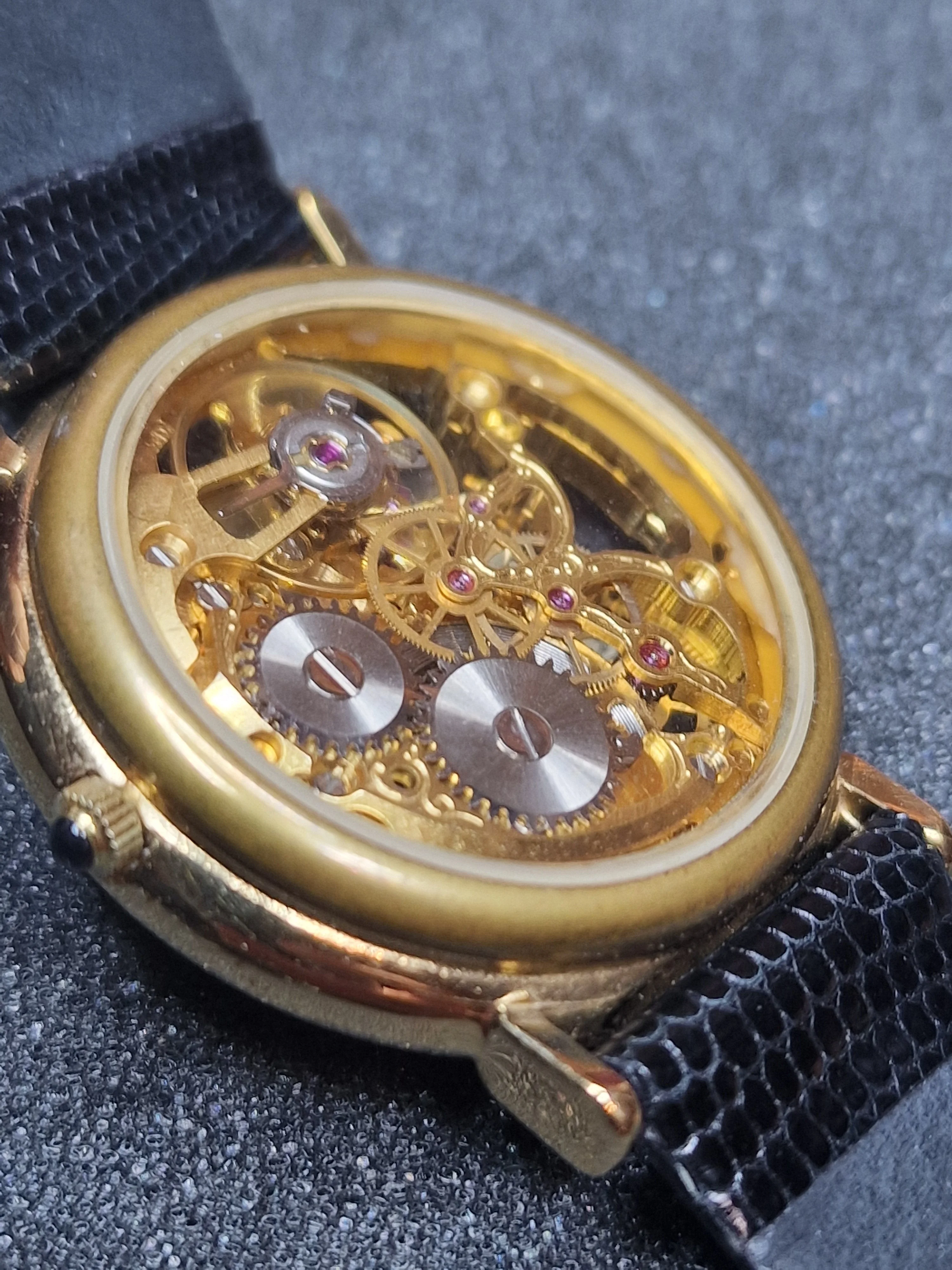 New Skeleton Unisex Watch – Hand-Wound, Business Liquidation, Unworn 9