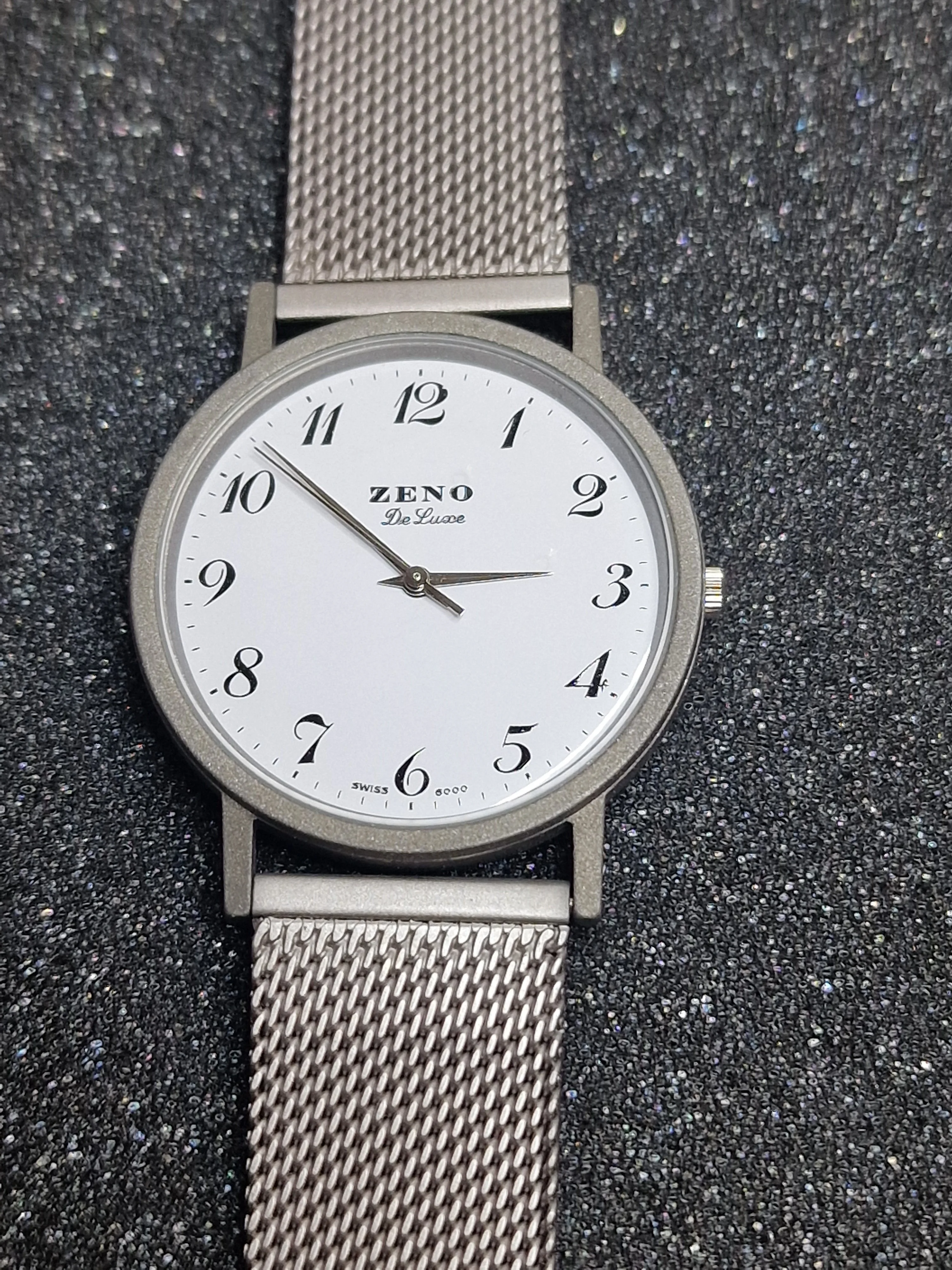 New Ultra-Slim ZENO De Luxe Watch – Quartz, 33mm, Elegant & Sporty