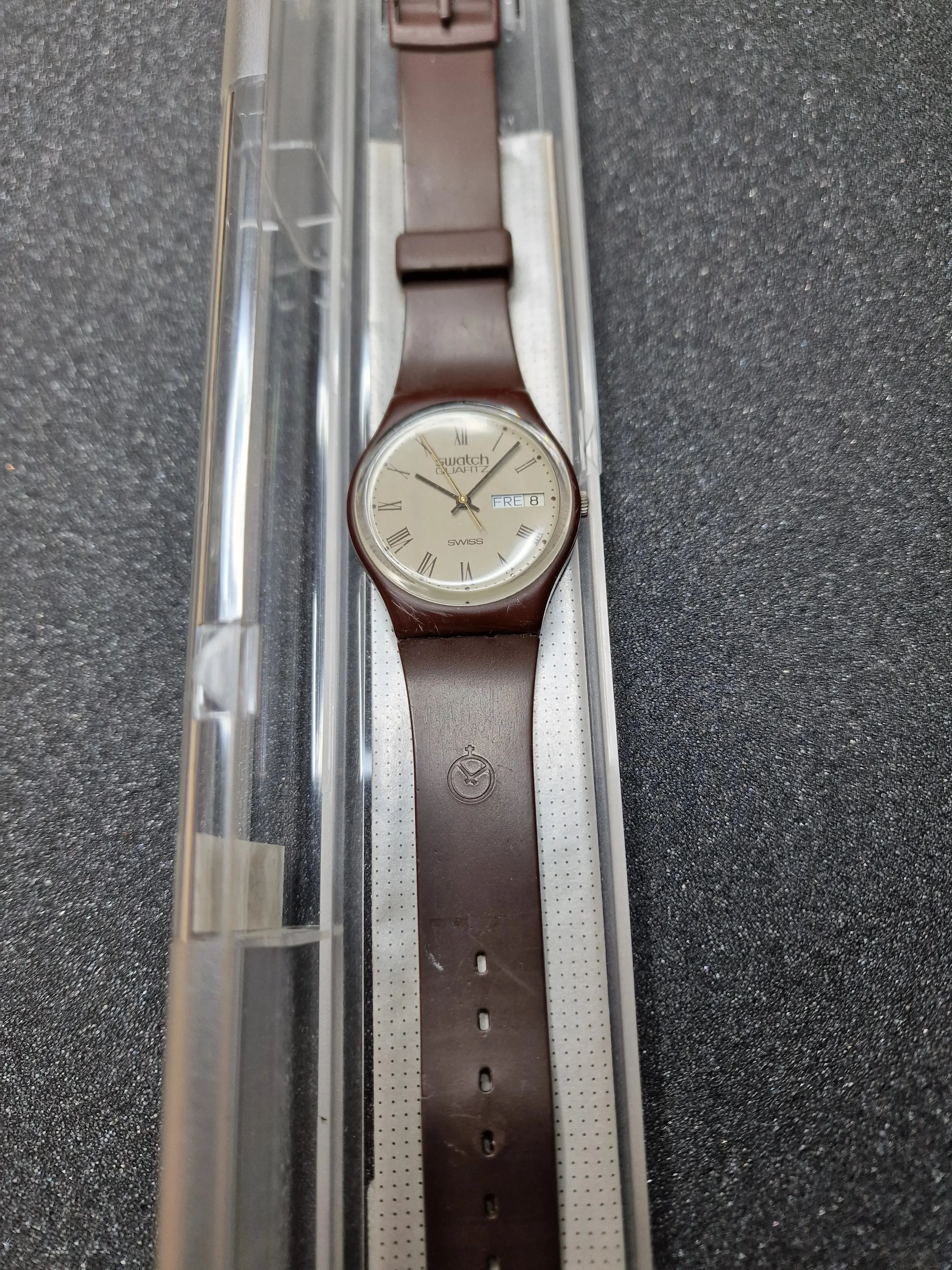 Rare 1983 Swatch GC700 – Early Vintage Model with Specialist trade (FHL) Logo (34mm) - 3
