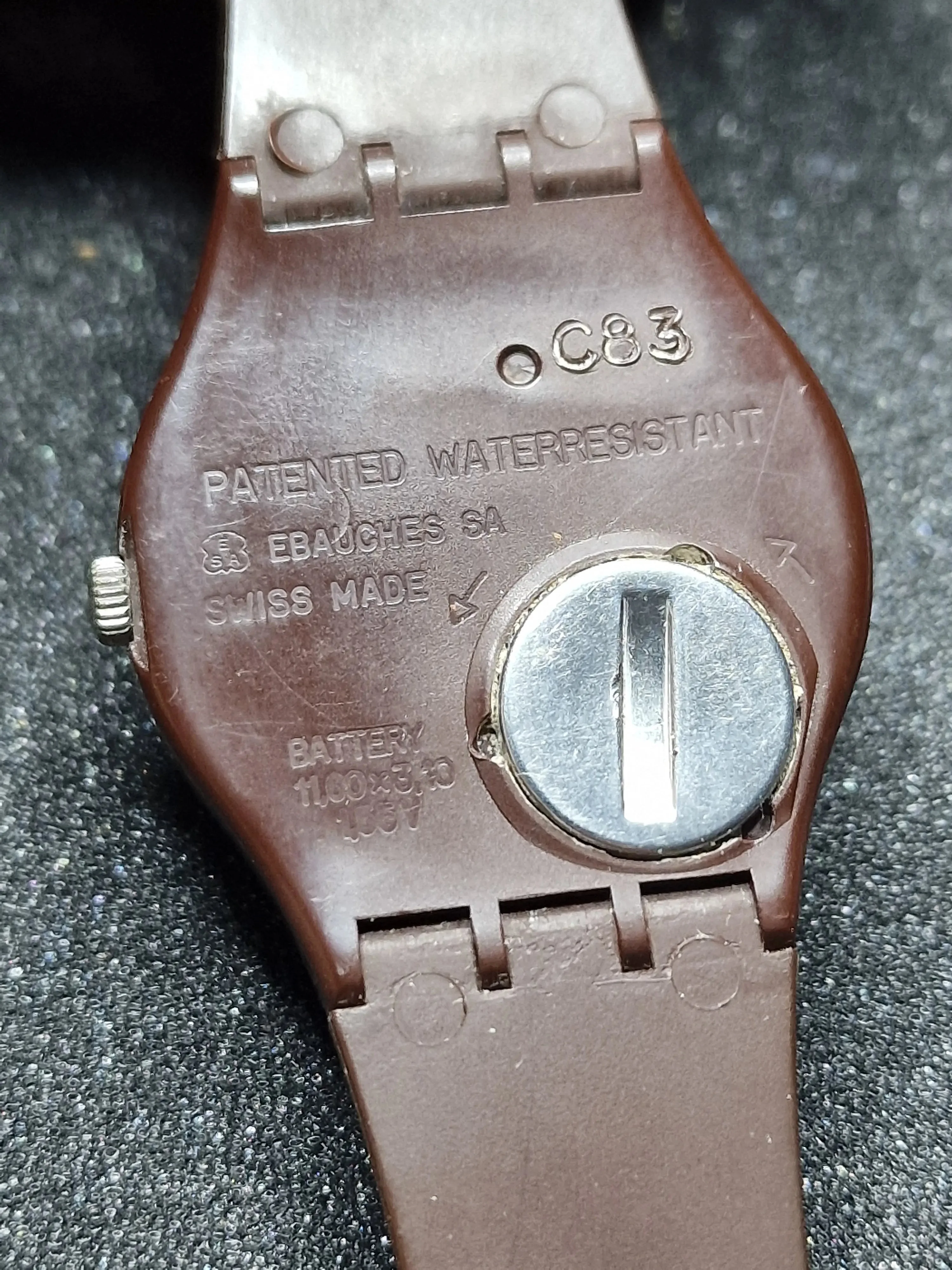 Rare 1983 Swatch GC700 – Early Vintage Model with Specialist trade (FHL) Logo (34mm) - 6