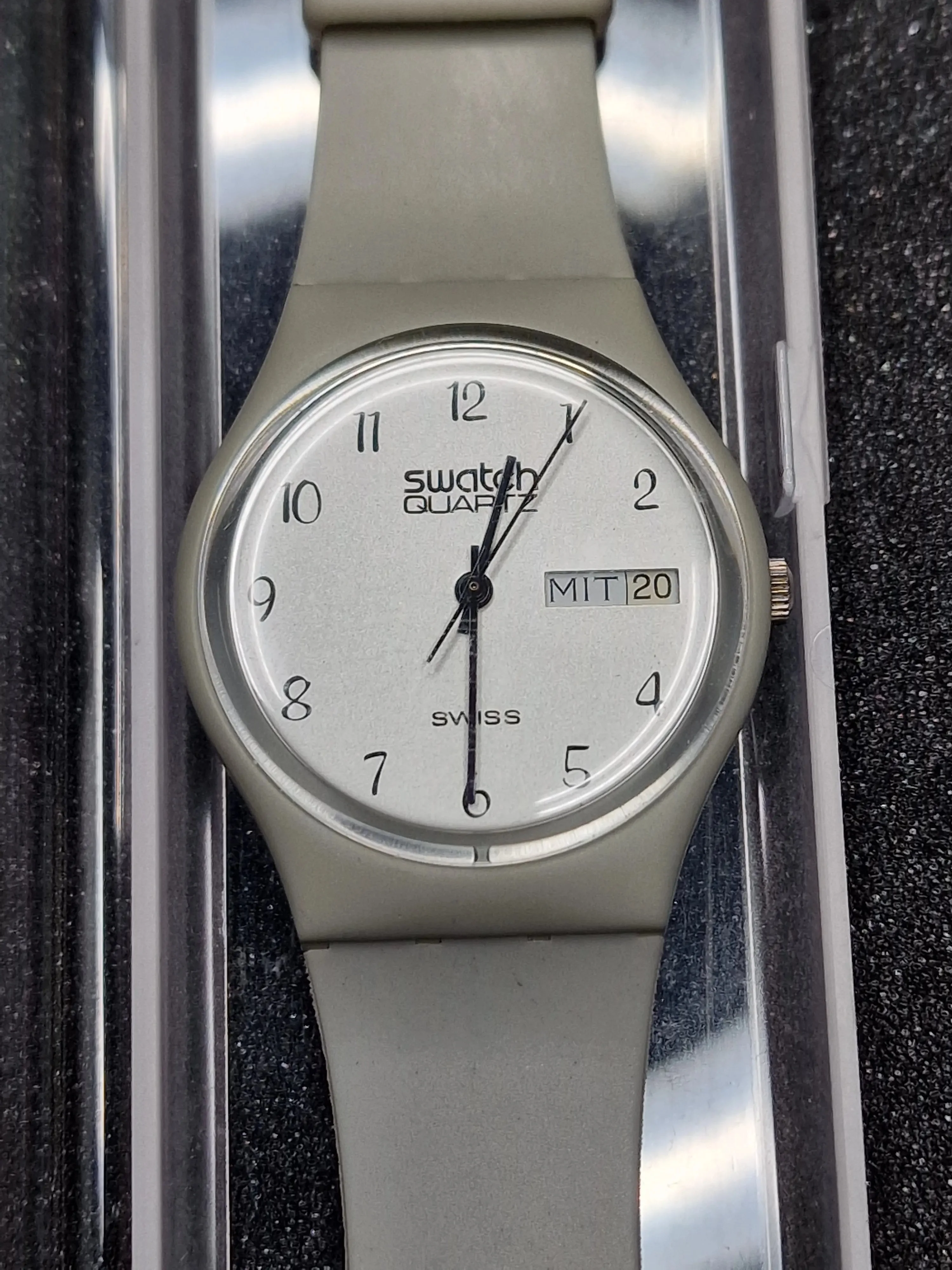 🕰 Rare Vintage 1983 Swatch GM700 – 34mm – Unworn (NOS) but Not Working