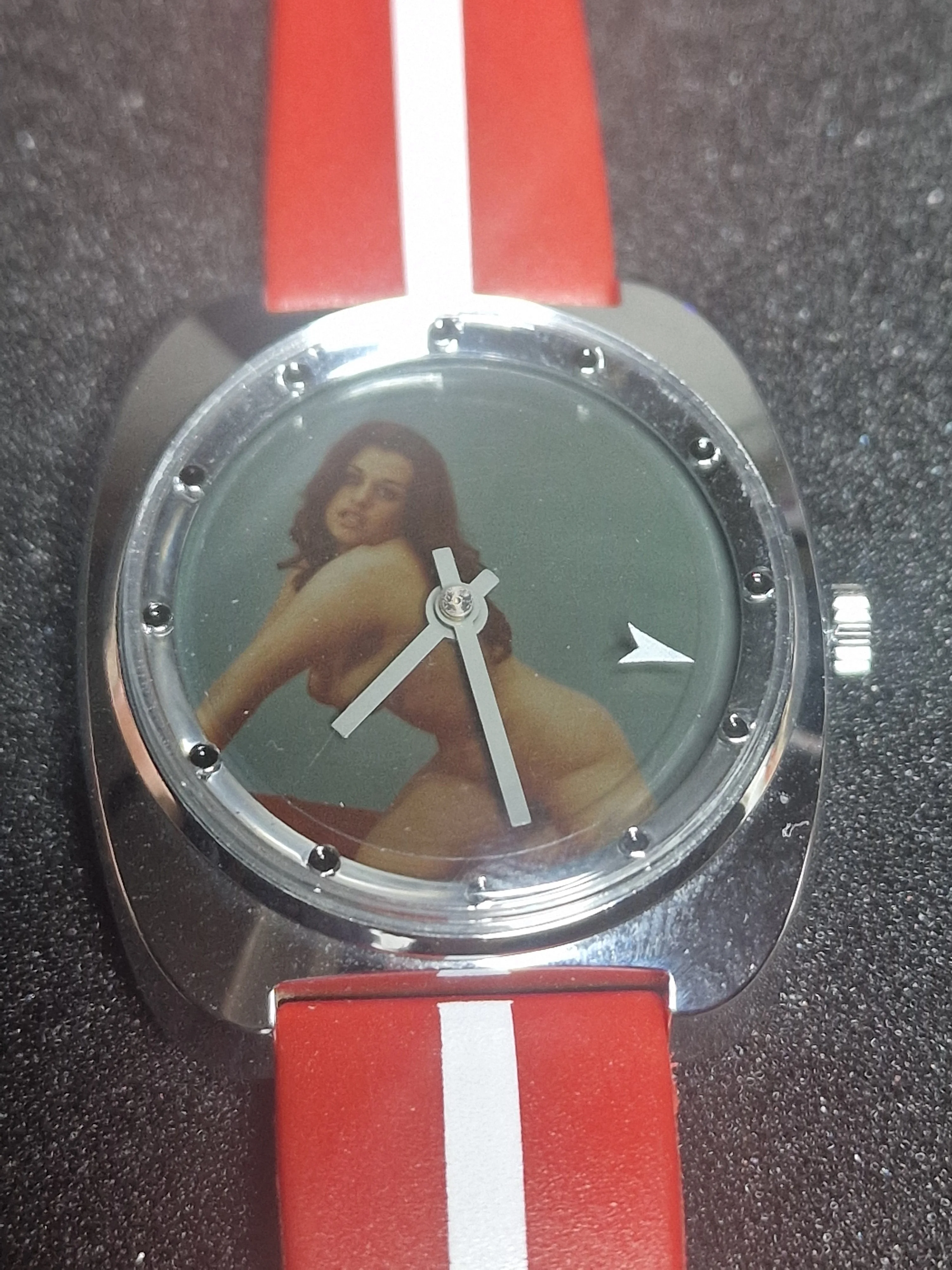🕰️ Rare Vintage Erotic Watch from the 70s – Hand-Wound – Patented! 🔥 2