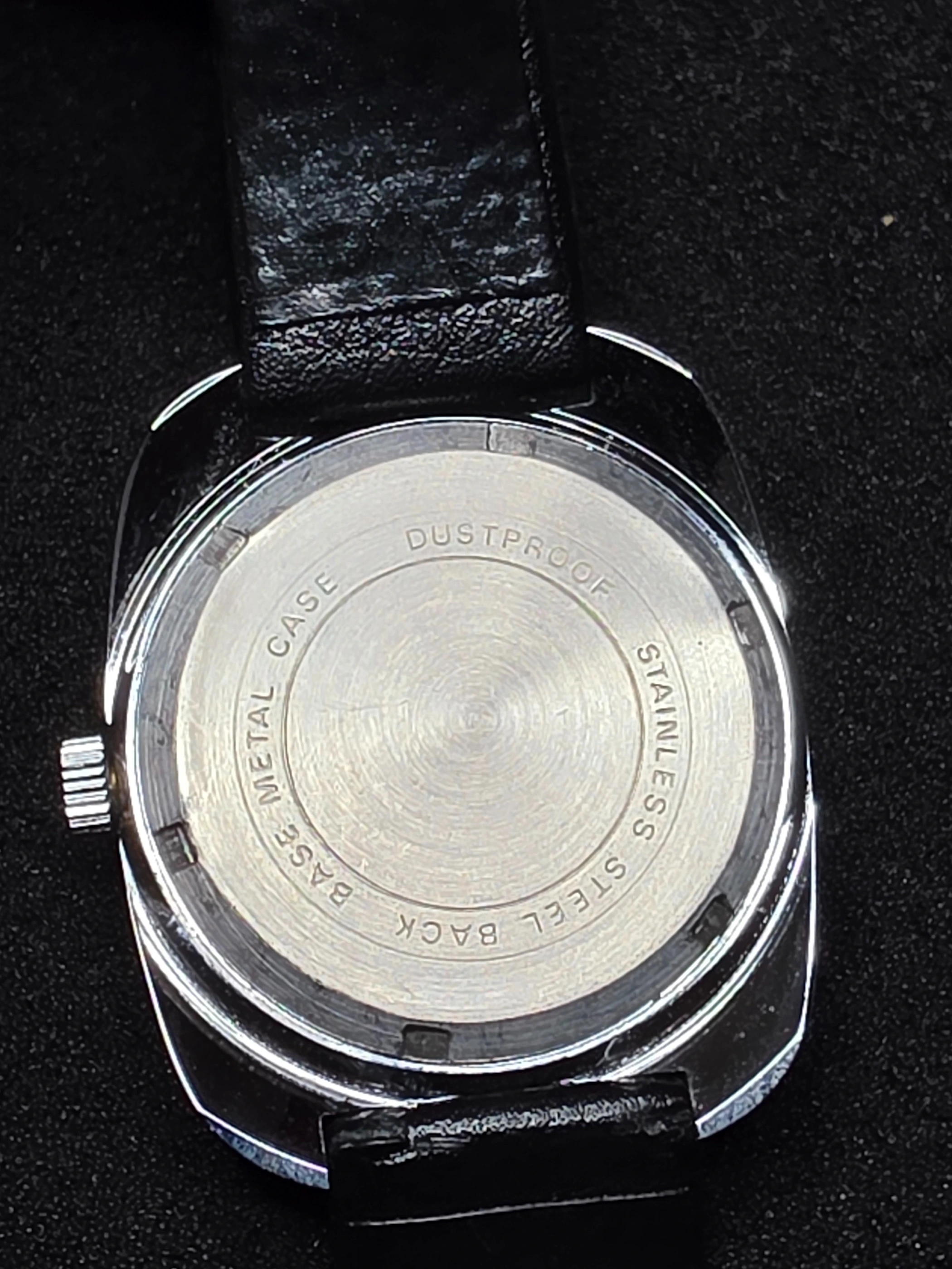Rare Vintage Erotic Watch – Swiss Made – Hand-Wound – 1970s – Patented Animation 4