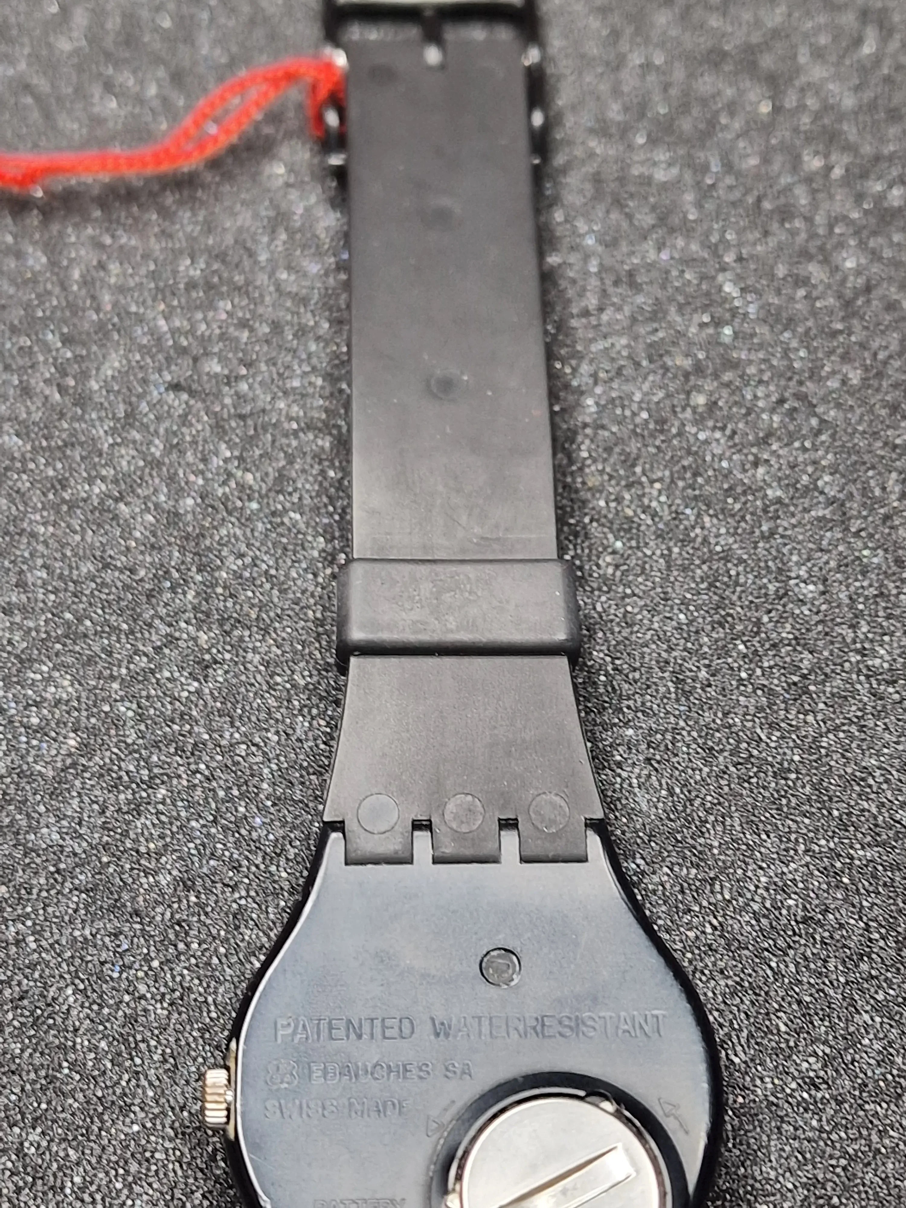 Rare Vintage Swatch GB701 (1983) – No Serial Number 9