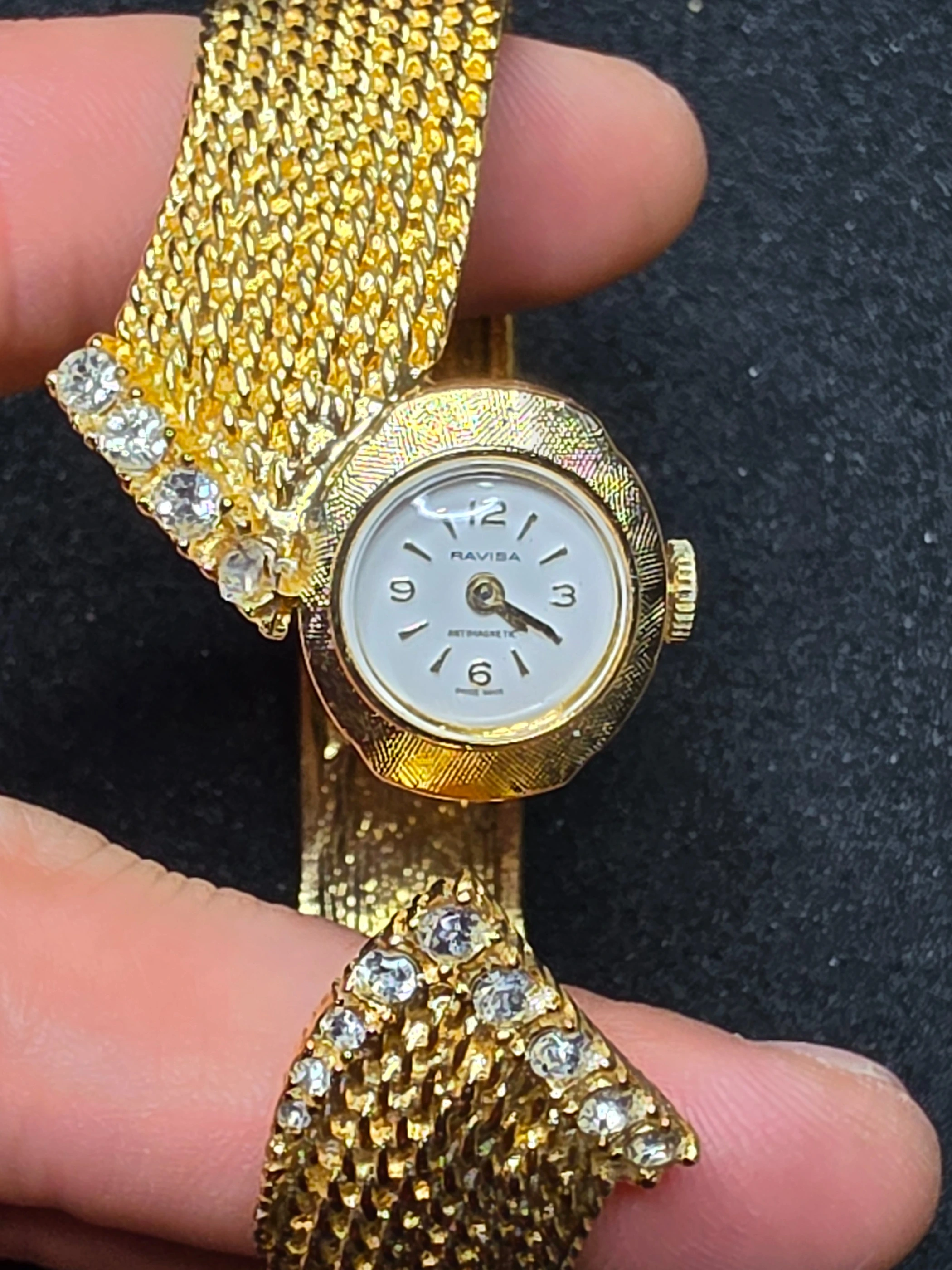 Ravisa Wristwatches – Very Good