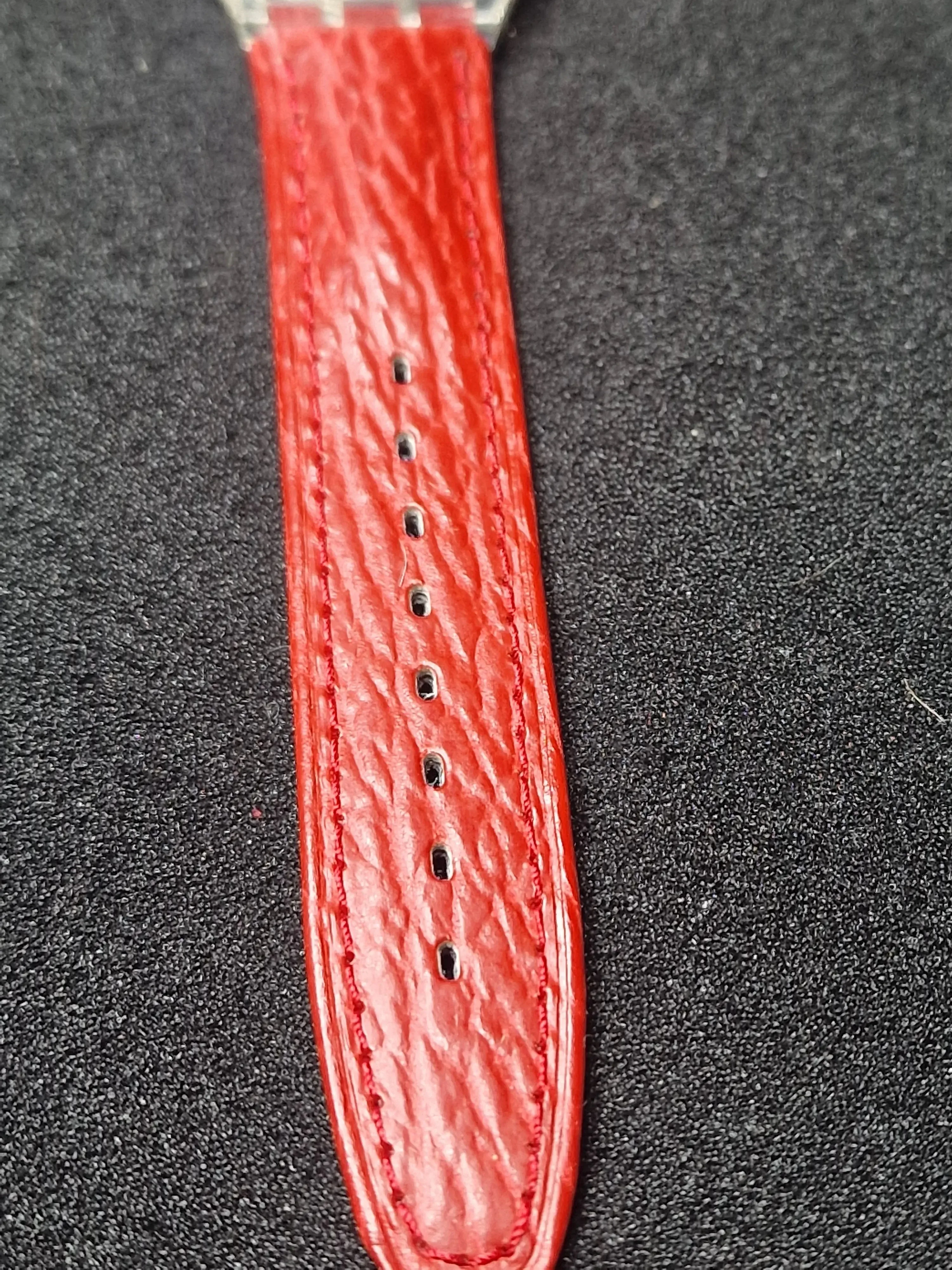 ⏱ Swatch Automatic SAK101 "Red Ahead" (1992) – Rare Early Automatic 10