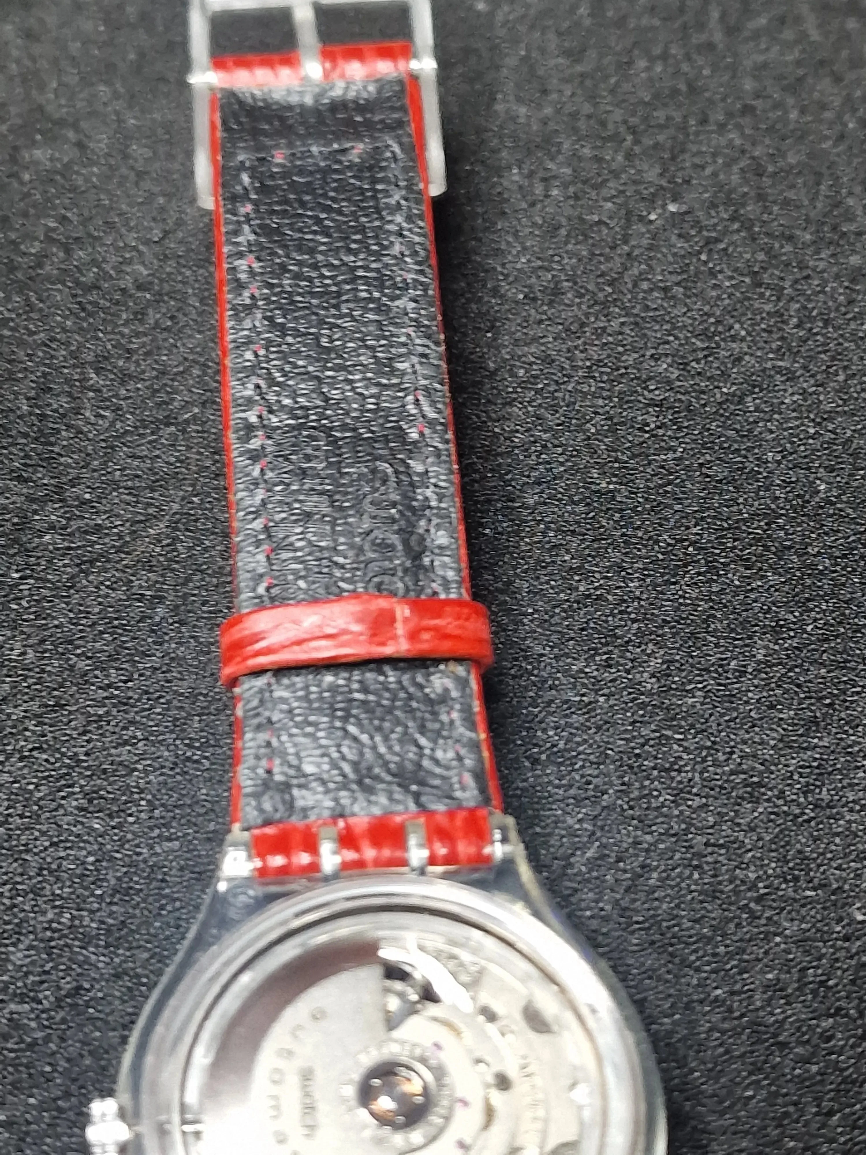 ⏱ Swatch Automatic SAK101 "Red Ahead" (1992) – Rare Early Automatic 13