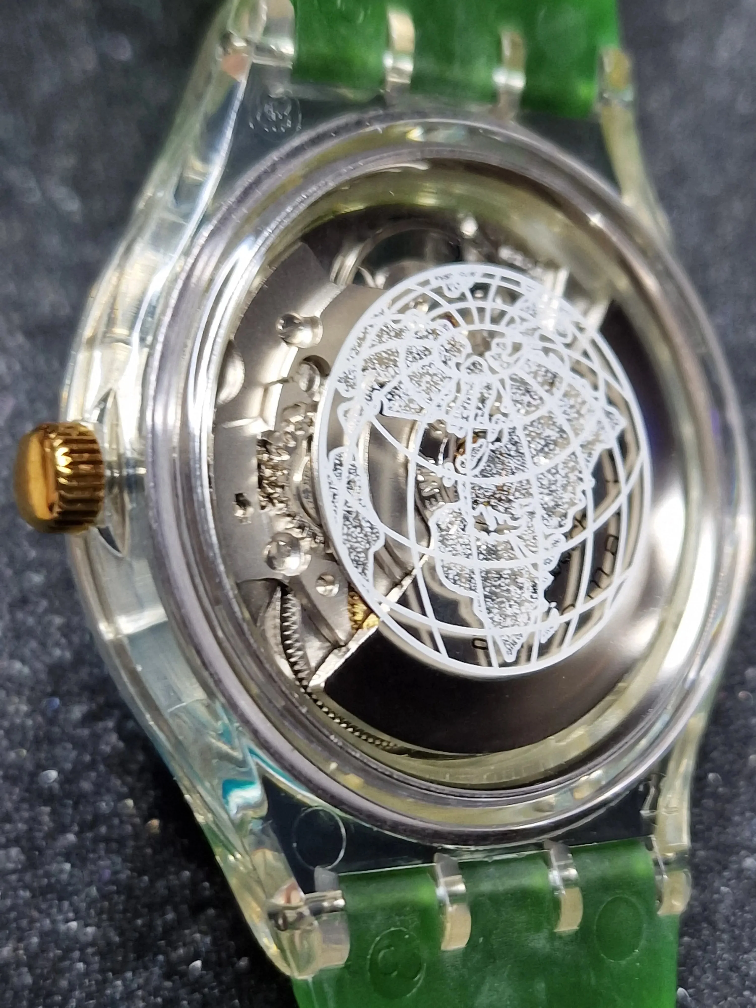 Swatch Automatic SAK102 "Time to Move" – Earth Summit 1992 9