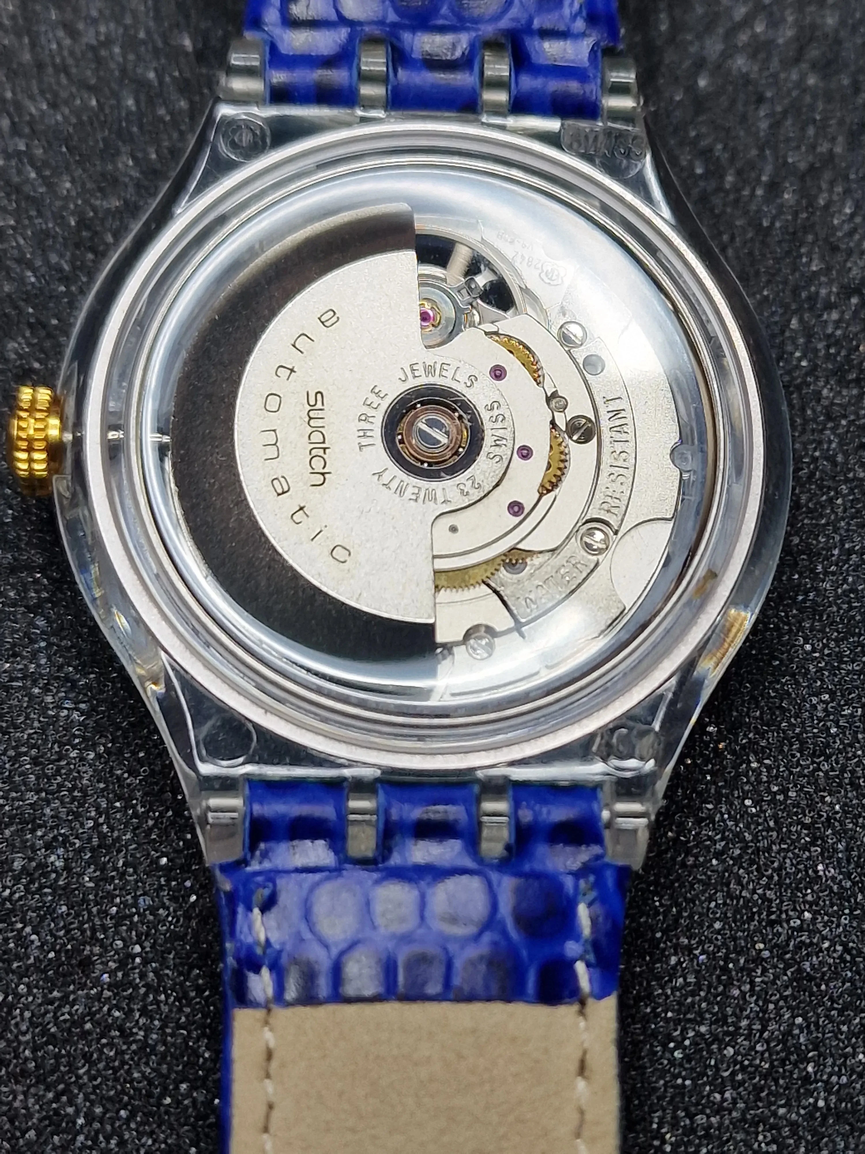 Swatch Automatic SAK112 “Eismeer” (1994) 7