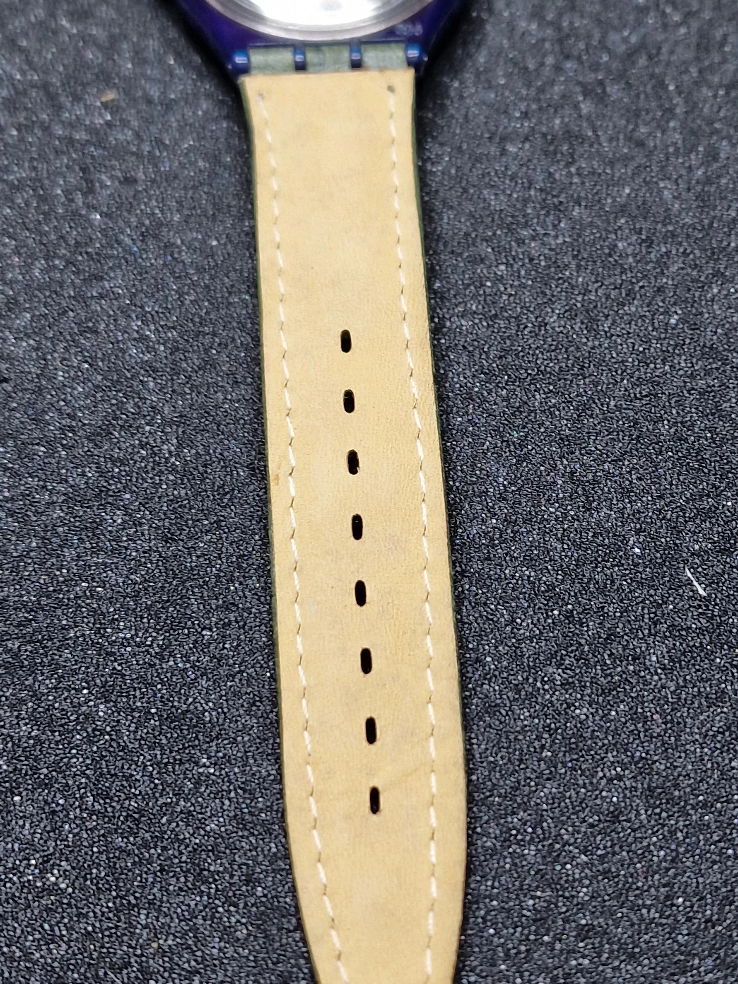 Swatch Automatic SAN102 “Baeru” – 1992 Vintage 11