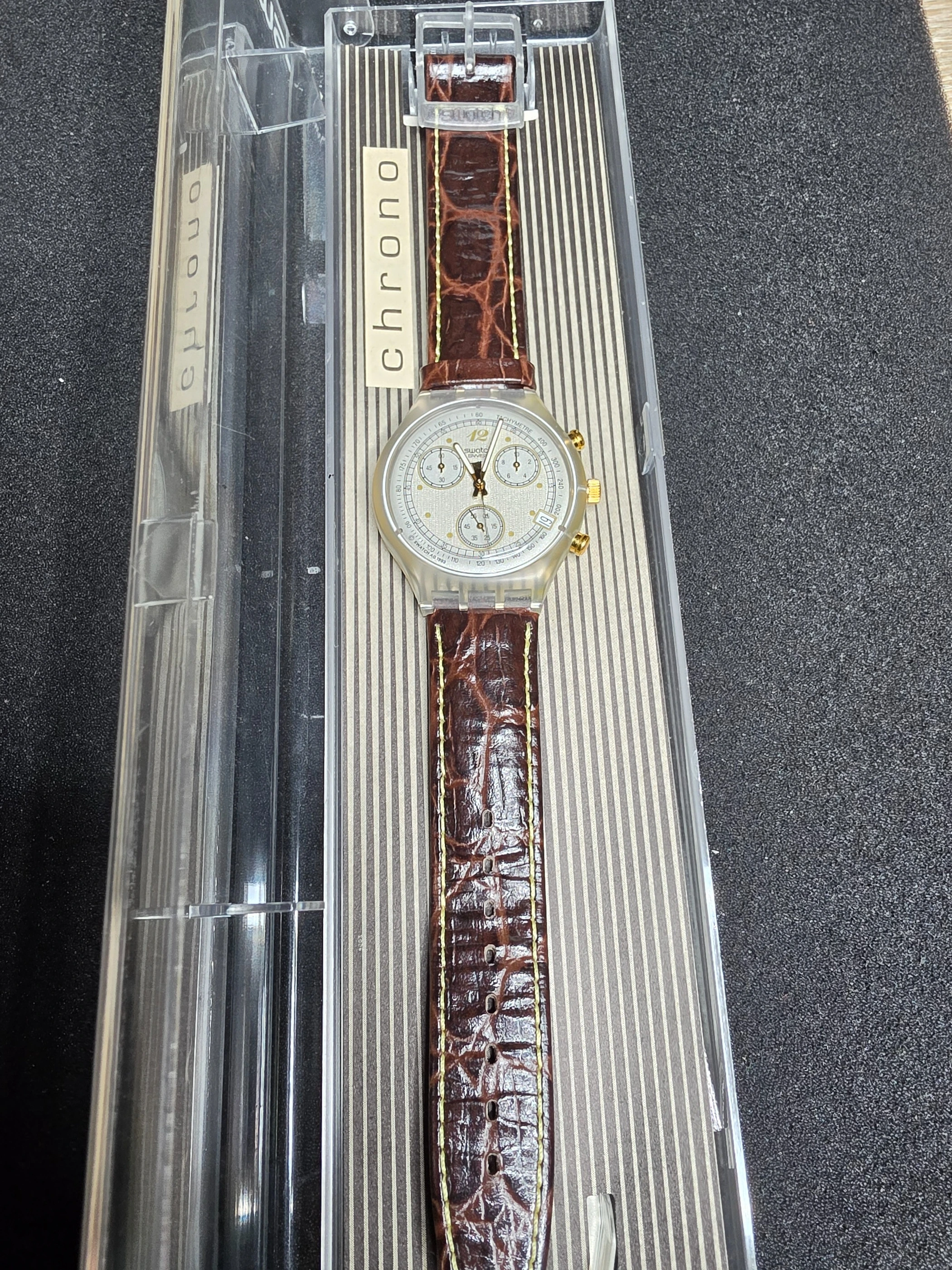 Swatch Chrono Crocante SCK401 – 1994 – NOS – Beige Dial – view 2
