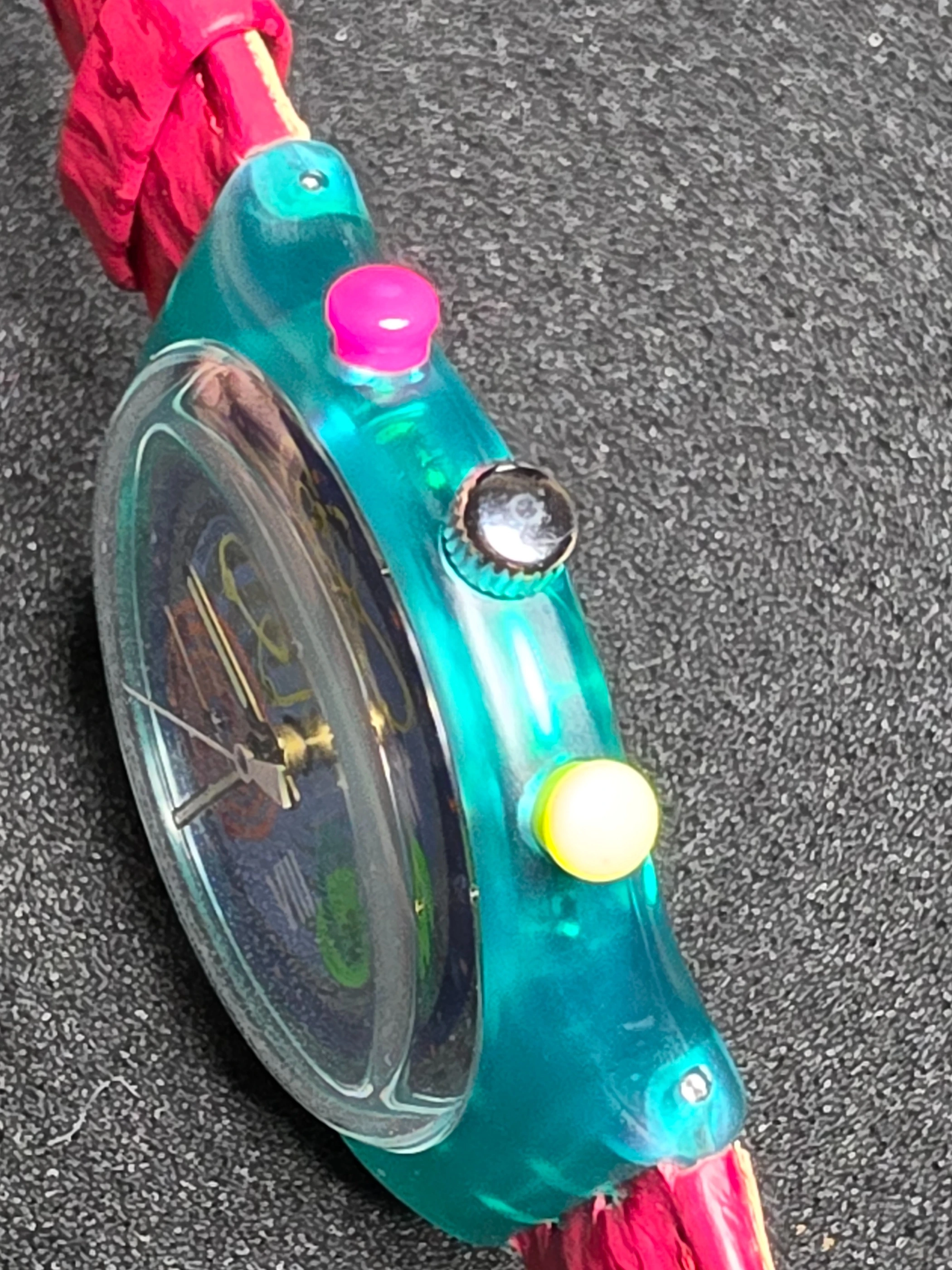 Swatch Chrono Pink Springs SCL103 – 1993 – NOS – Vibrant Design – view 5