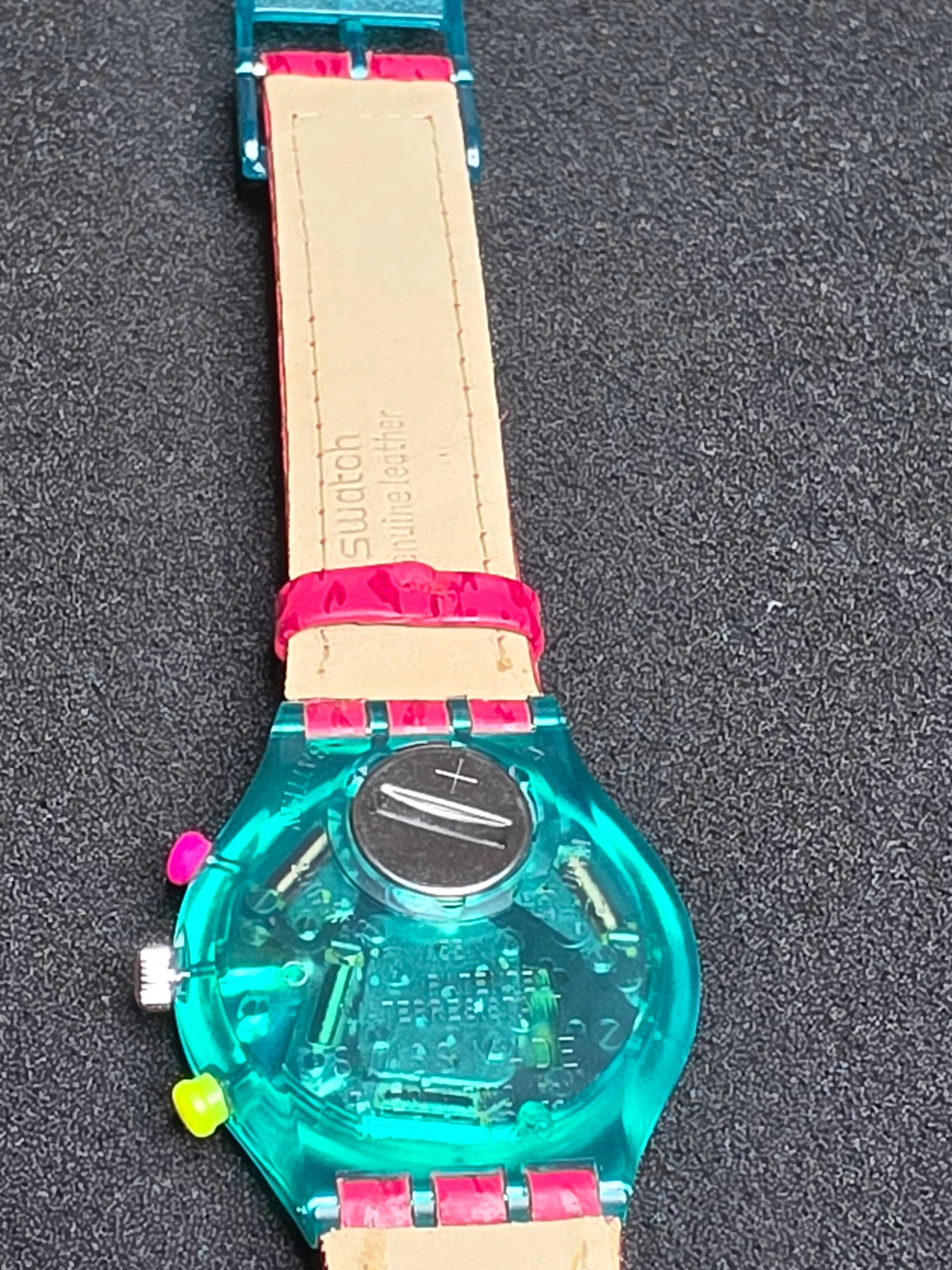 Swatch Chrono Pink Springs SCL103 – 1993 – NOS – Vibrant Design – view 10