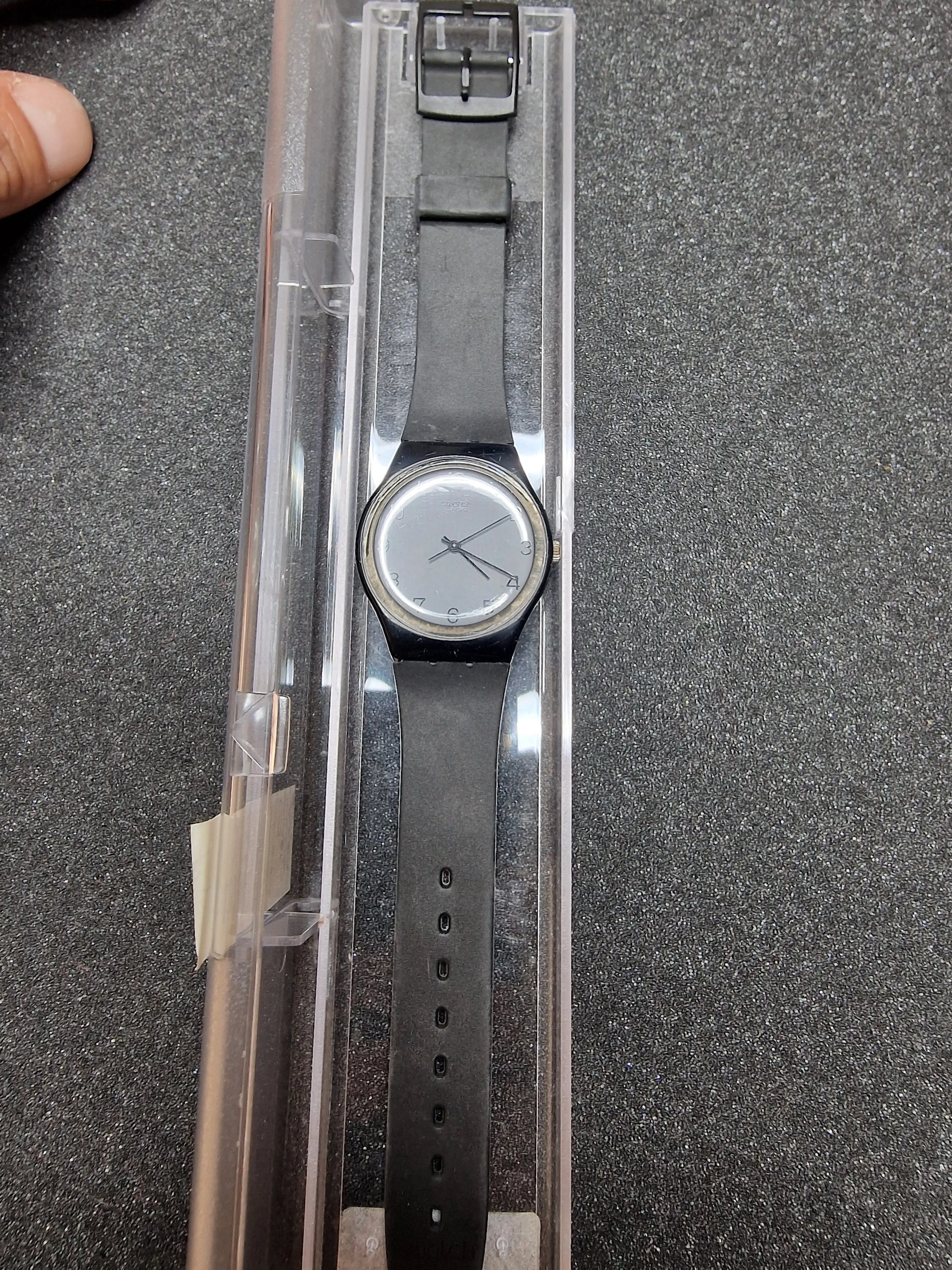 Swatch GB105 “Blackout” (1985) – Minimalist Classic 2