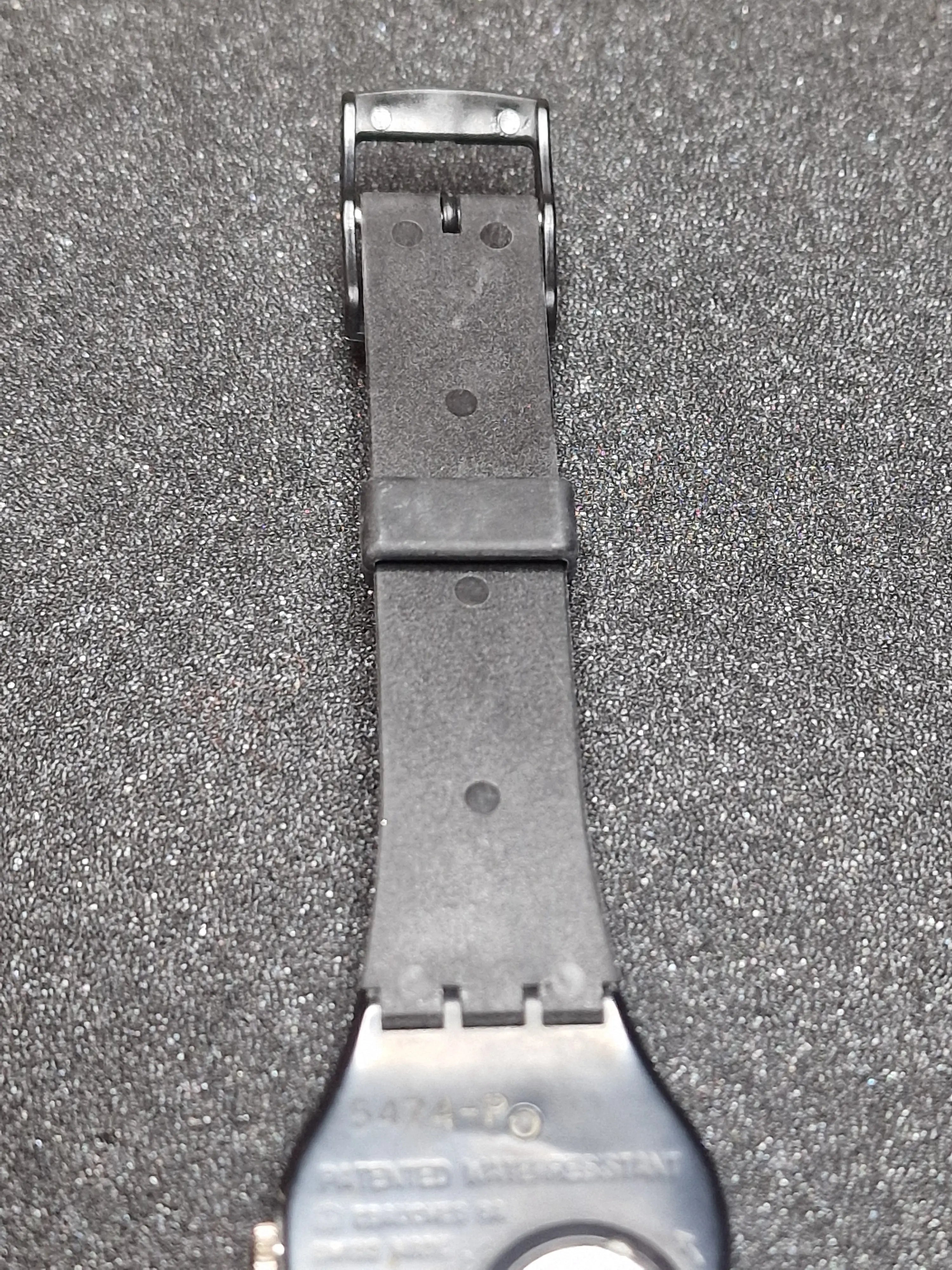 Swatch GB105 “Blackout” (1985) – Minimalist Classic 11