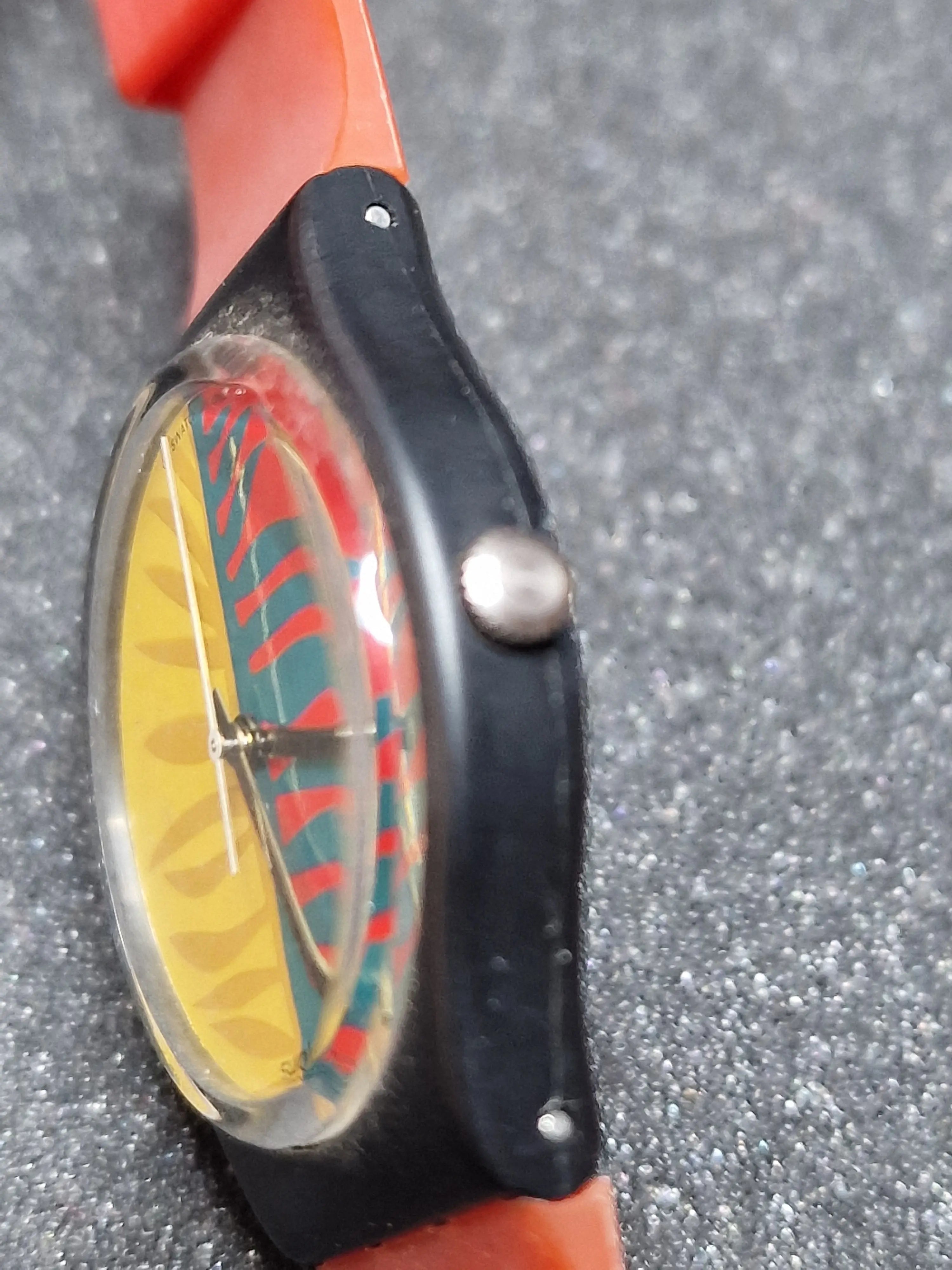 Swatch GB113 “Waipitu” (1987) – Tropical 80s Icon 5