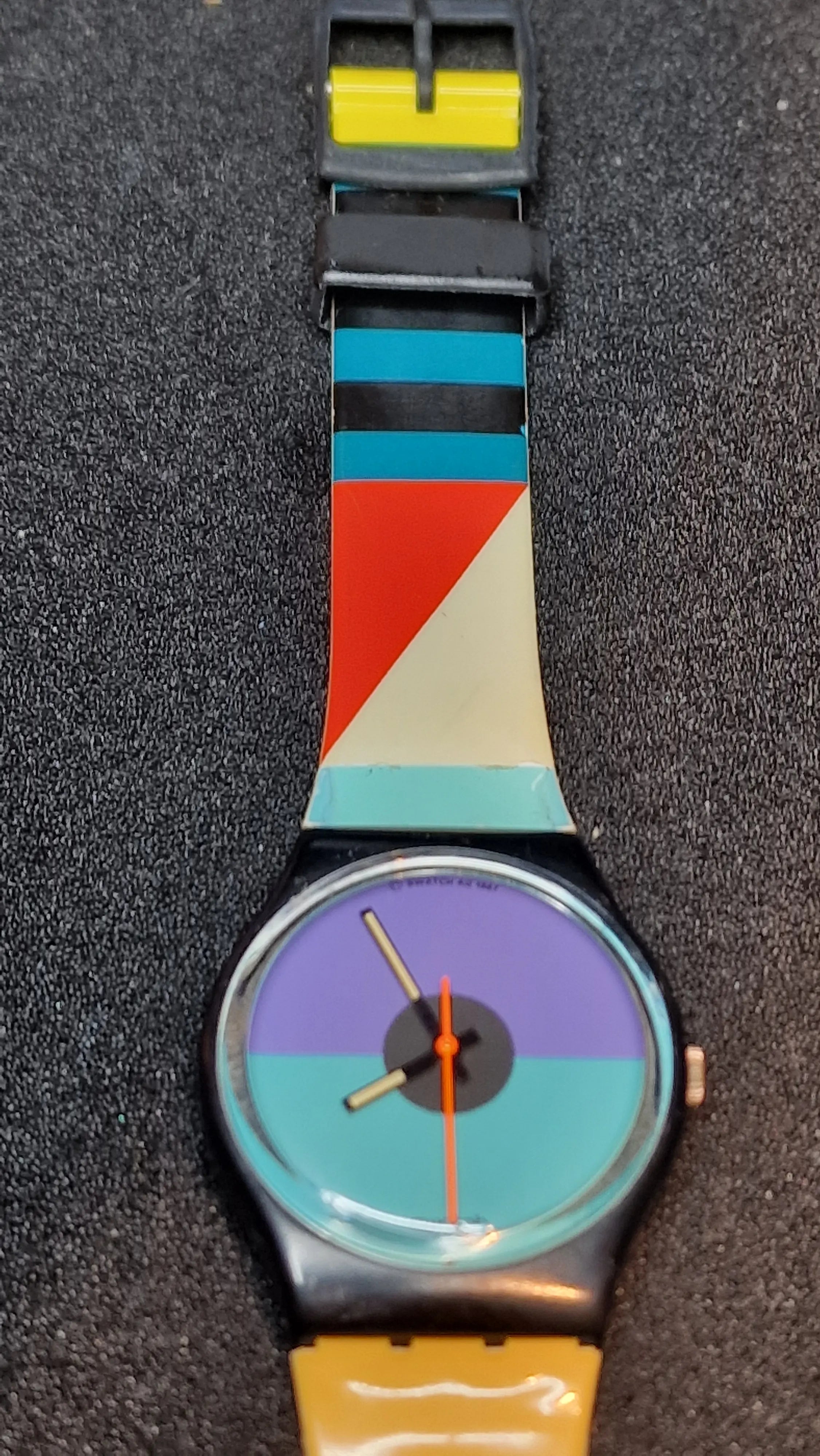 Swatch GB121 – “St. Catherine’s Point” (1988) 9