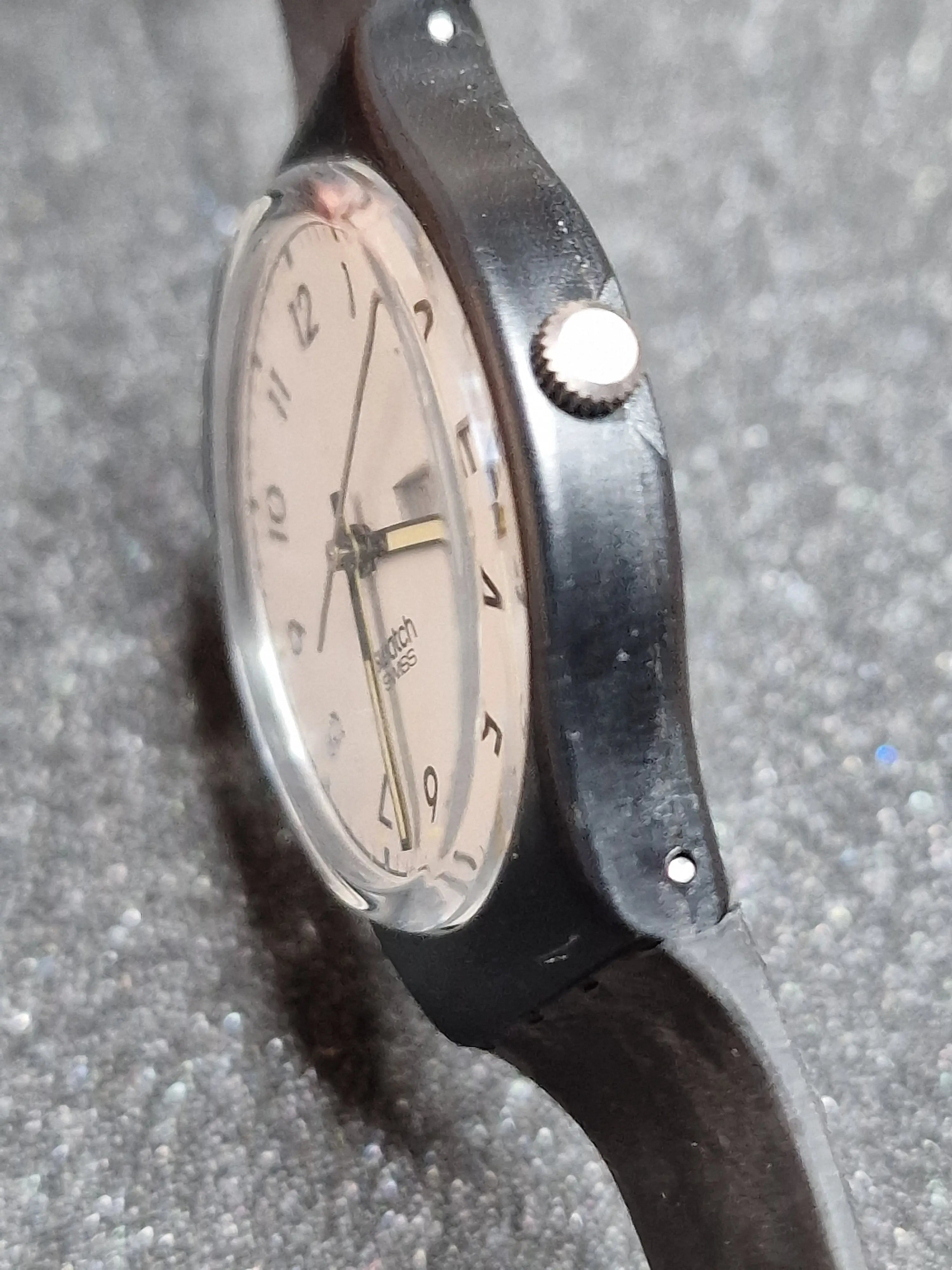 Swatch GB725 “Classic” (1986) – Rare Early Day-Date Model 5