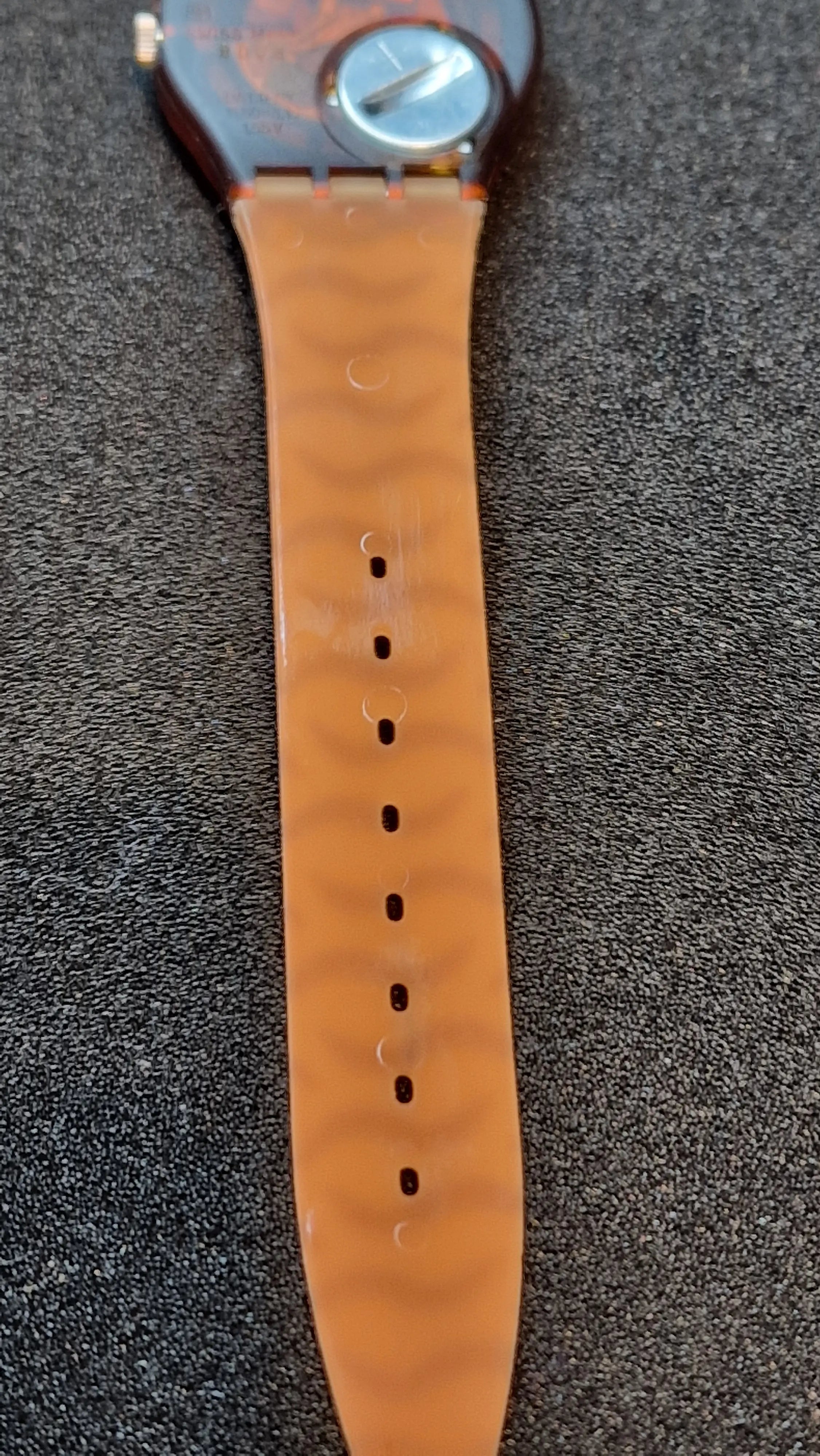 Swatch GF103 – Skin Print (1993) 10