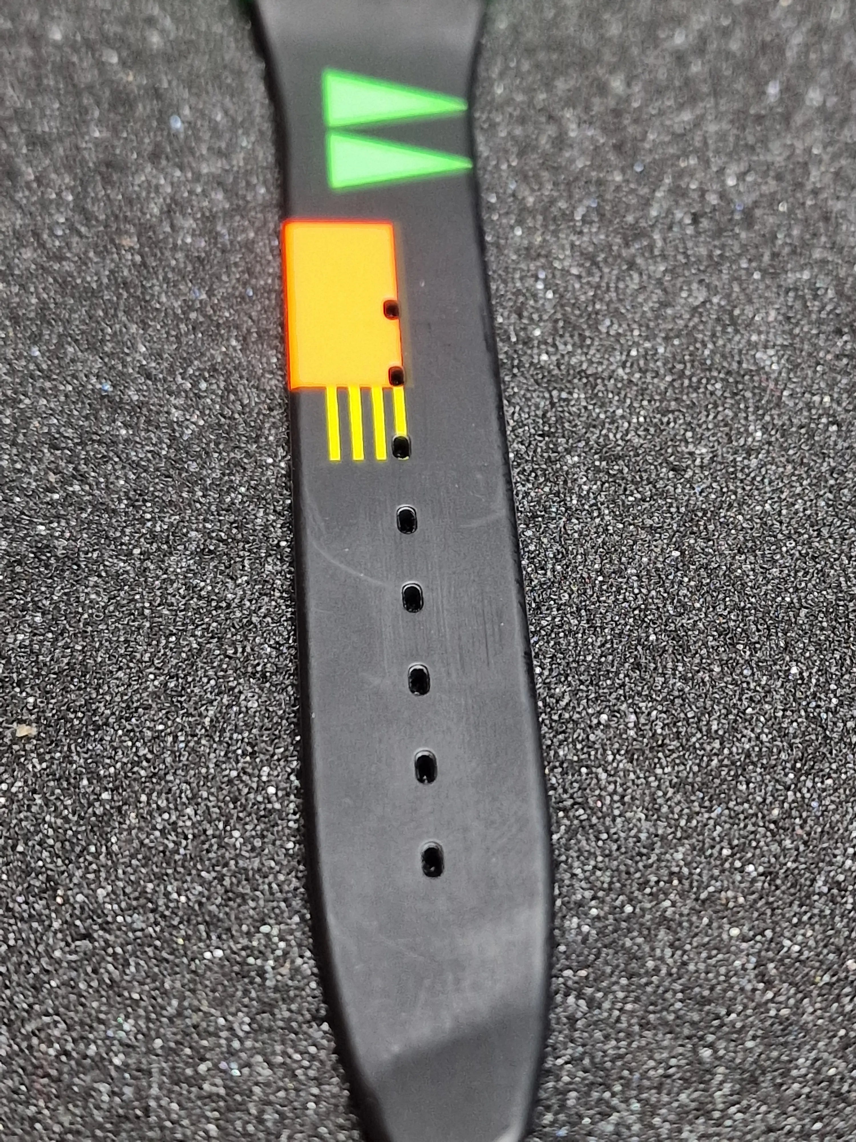 Swatch GG106 “Neo Rider” (1988) – Techno Neon Classic 13