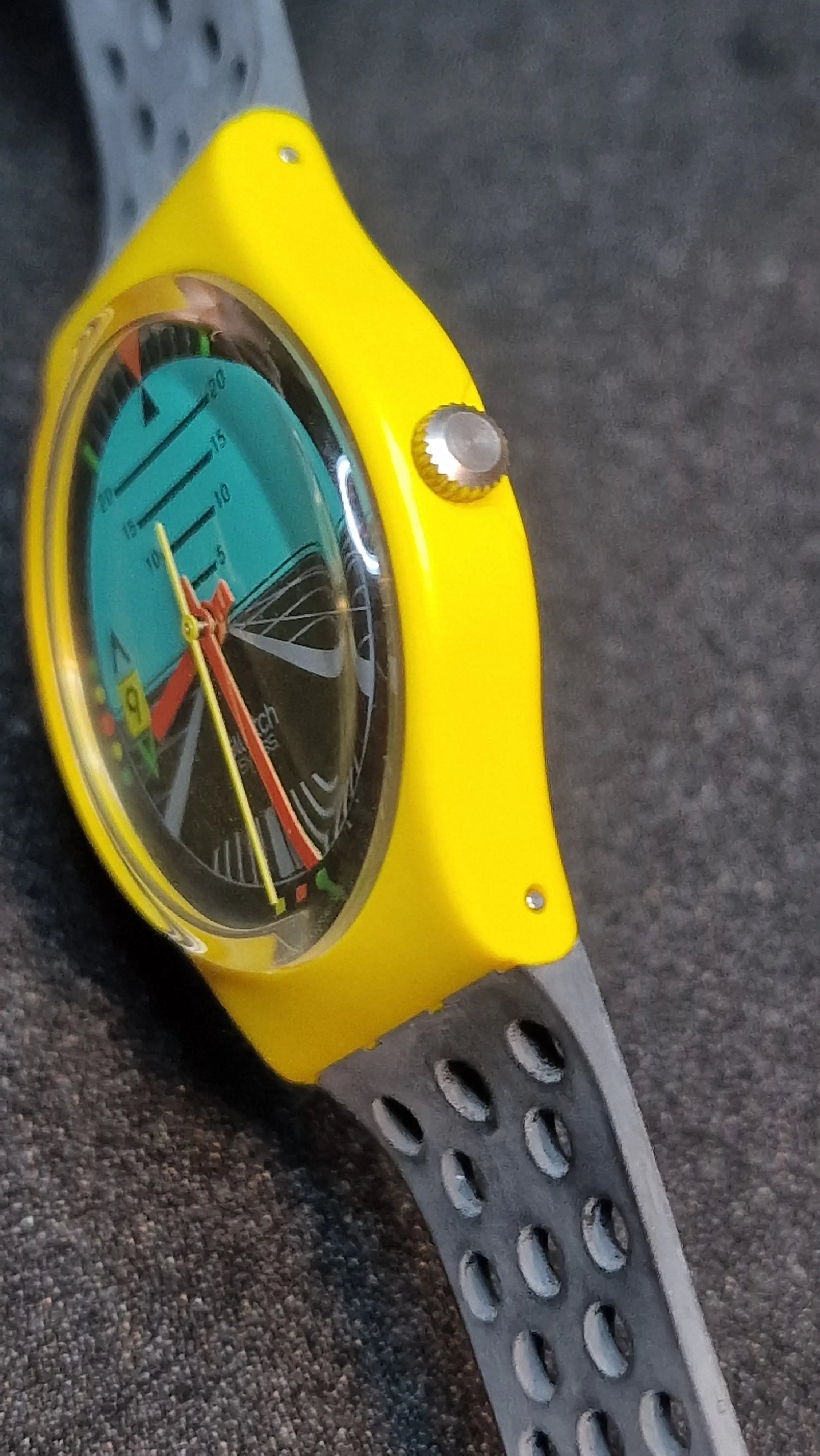 Swatch GJ101 – “Follow Me” (1987) 6
