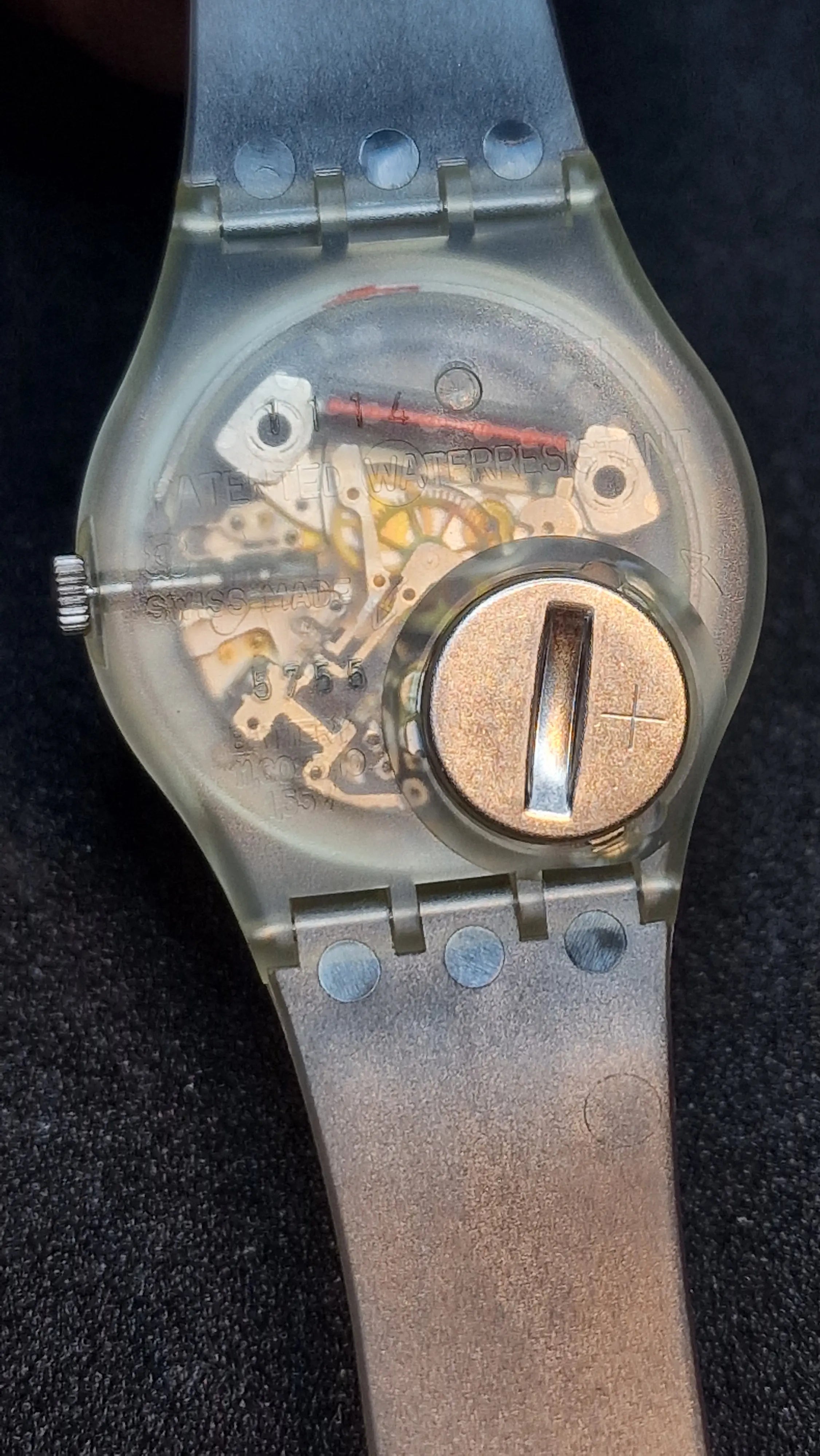 Swatch GK100 – Jelly Fish (1985) – Vintage Transparent Classic 7