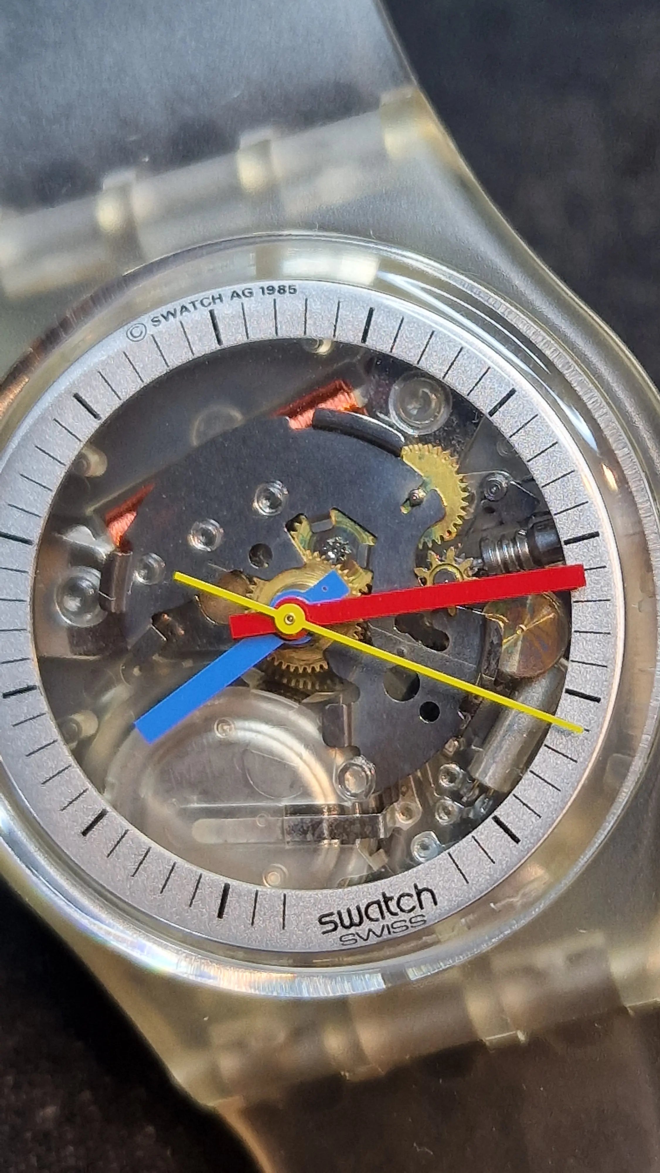Swatch GK100 – Jelly Fish (1985) – Vintage Transparent Classic 12