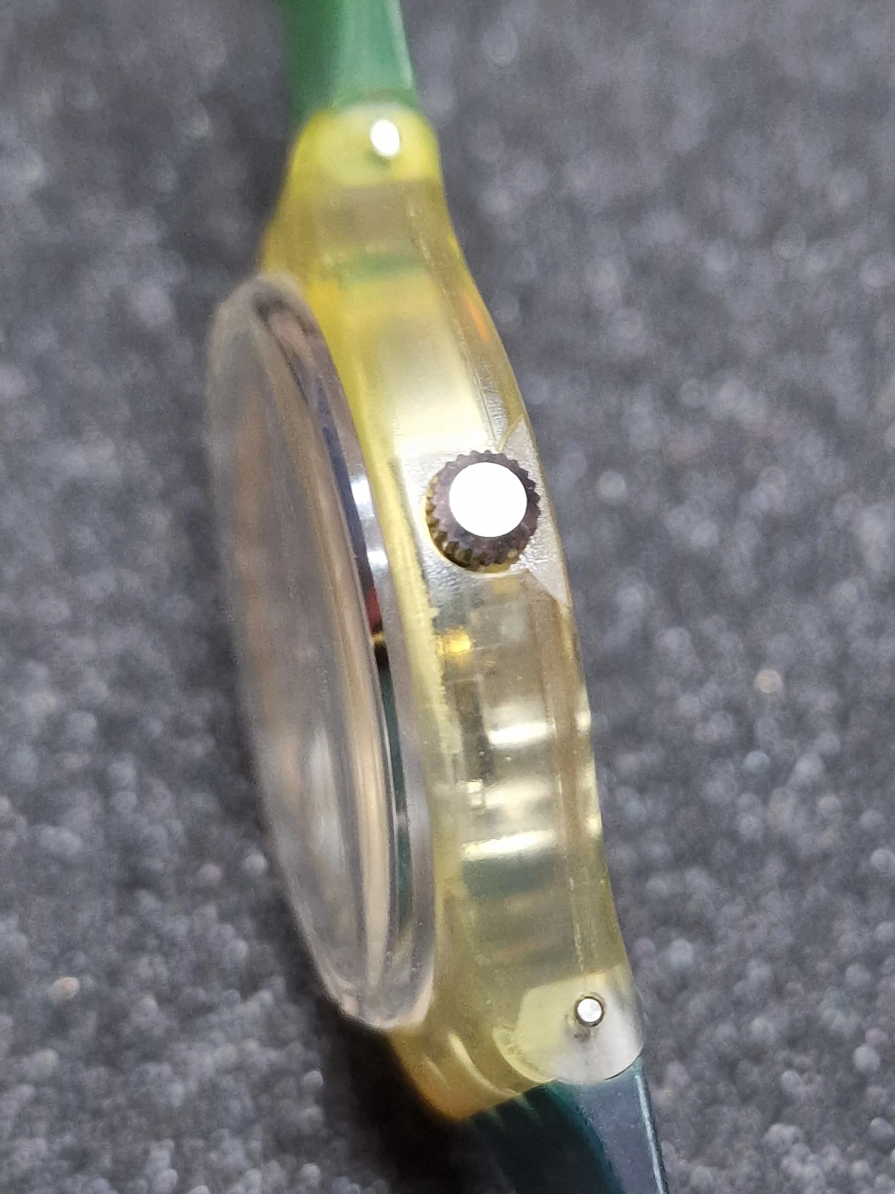 Swatch GK102 “Nautilus” (1986) – Iconic Compass Design 6