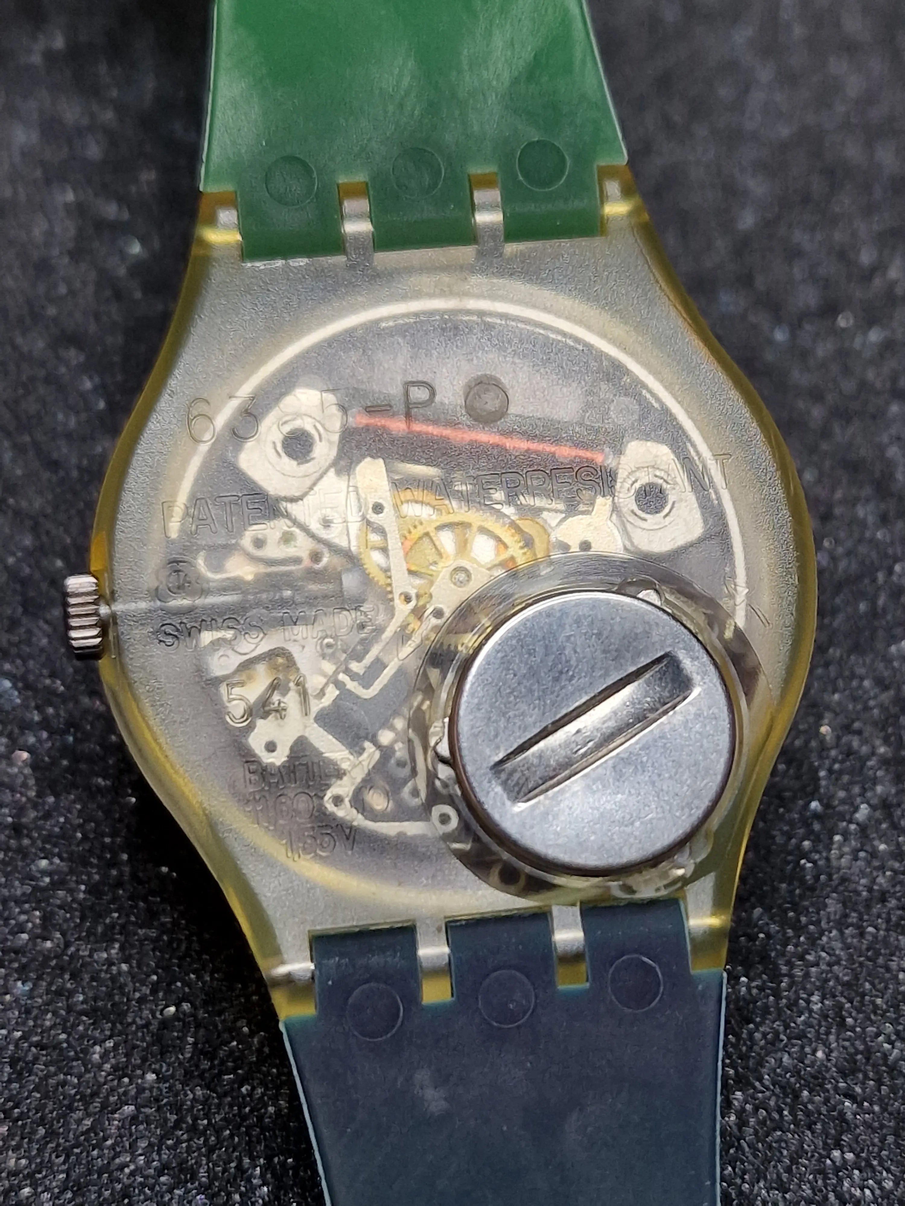 Swatch GK102 “Nautilus” (1986) – Iconic Compass Design 7