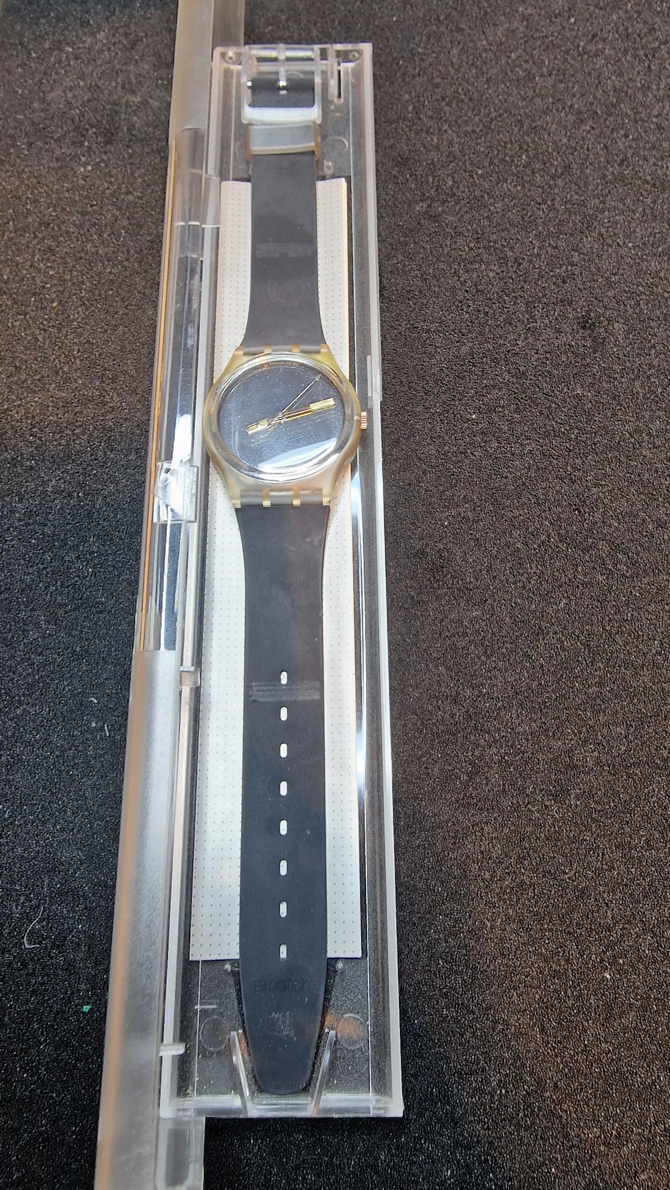 Swatch GK104 – “Snowwhite” (1987) 2