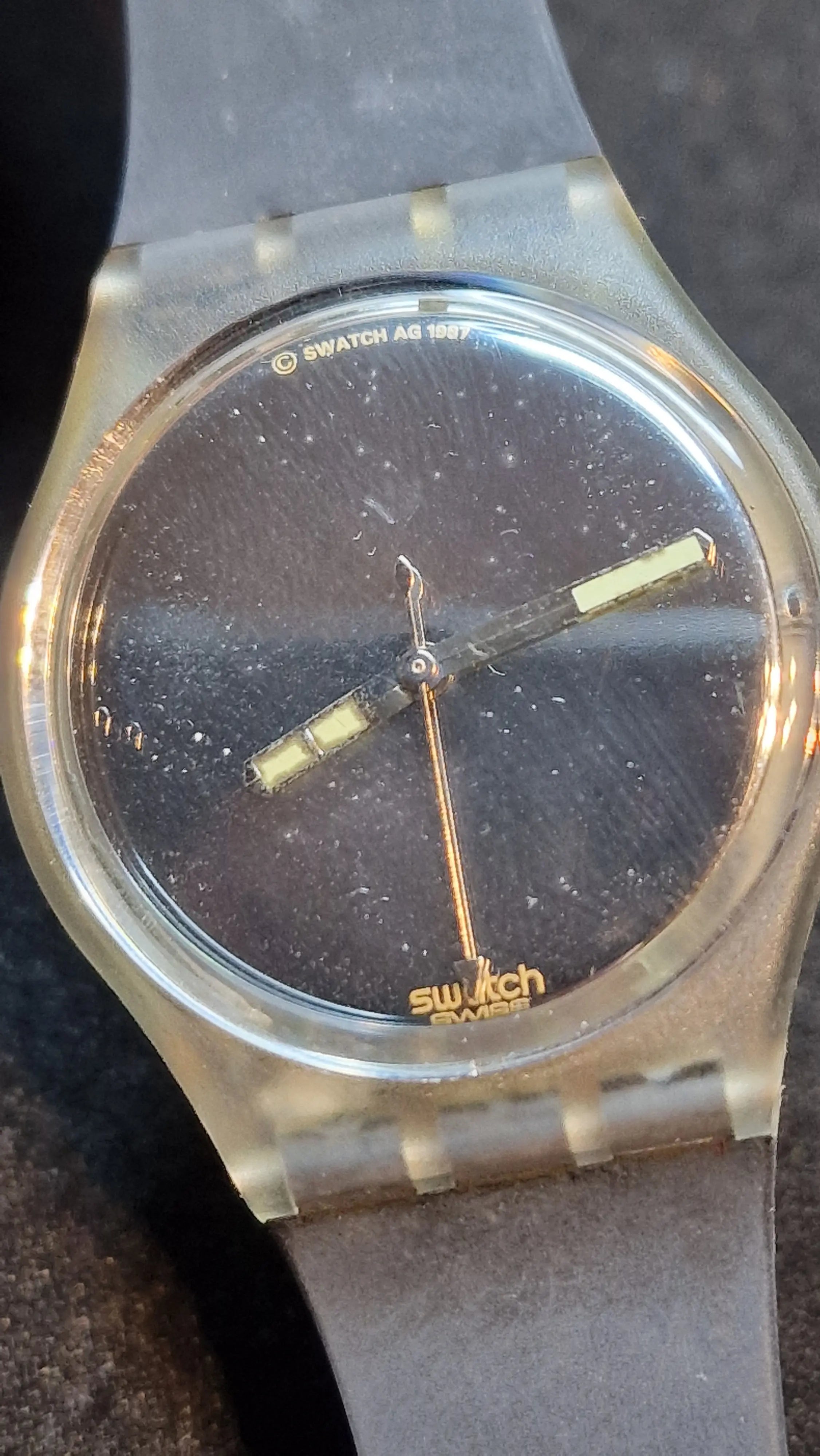 Swatch GK104 – “Snowwhite” (1987) 4
