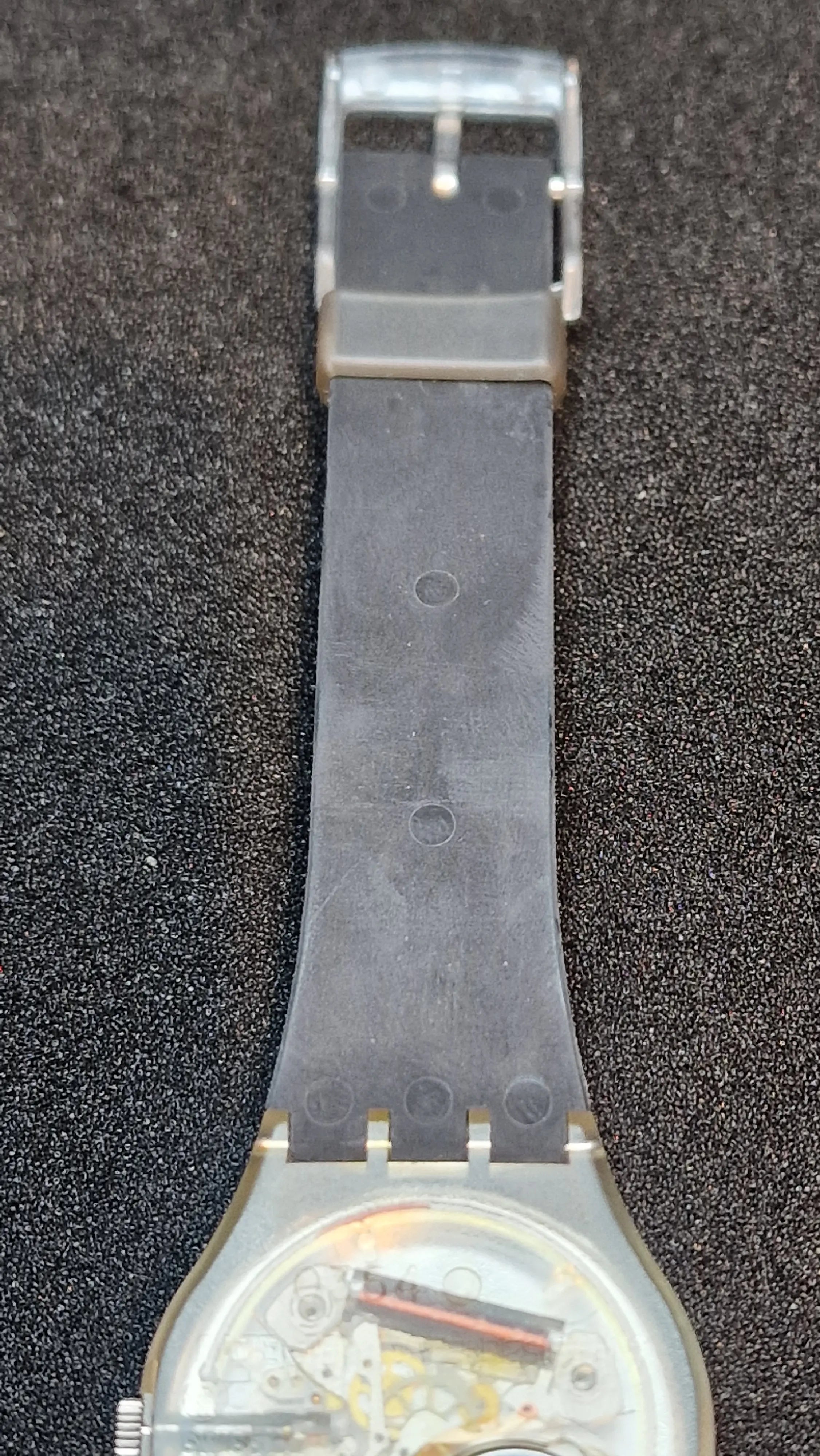 Swatch GK104 – “Snowwhite” (1987) 11