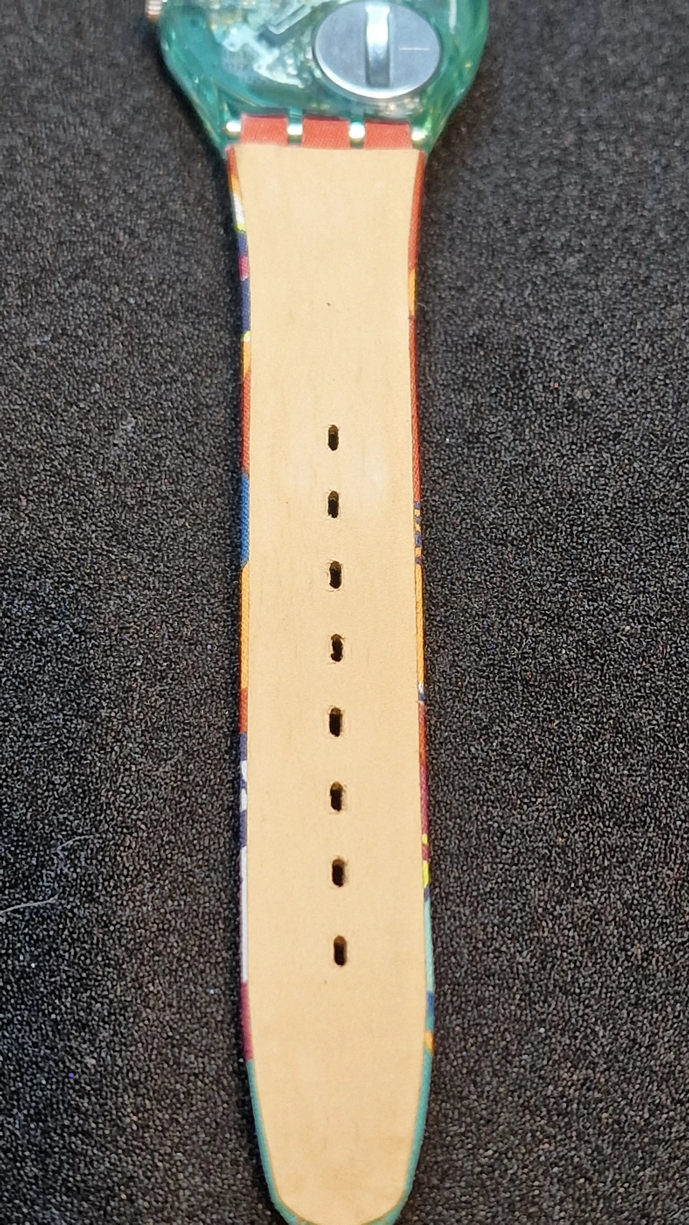 Swatch GL103 “Mogador” (1991) – Colorful Cultural Masterpiece 9