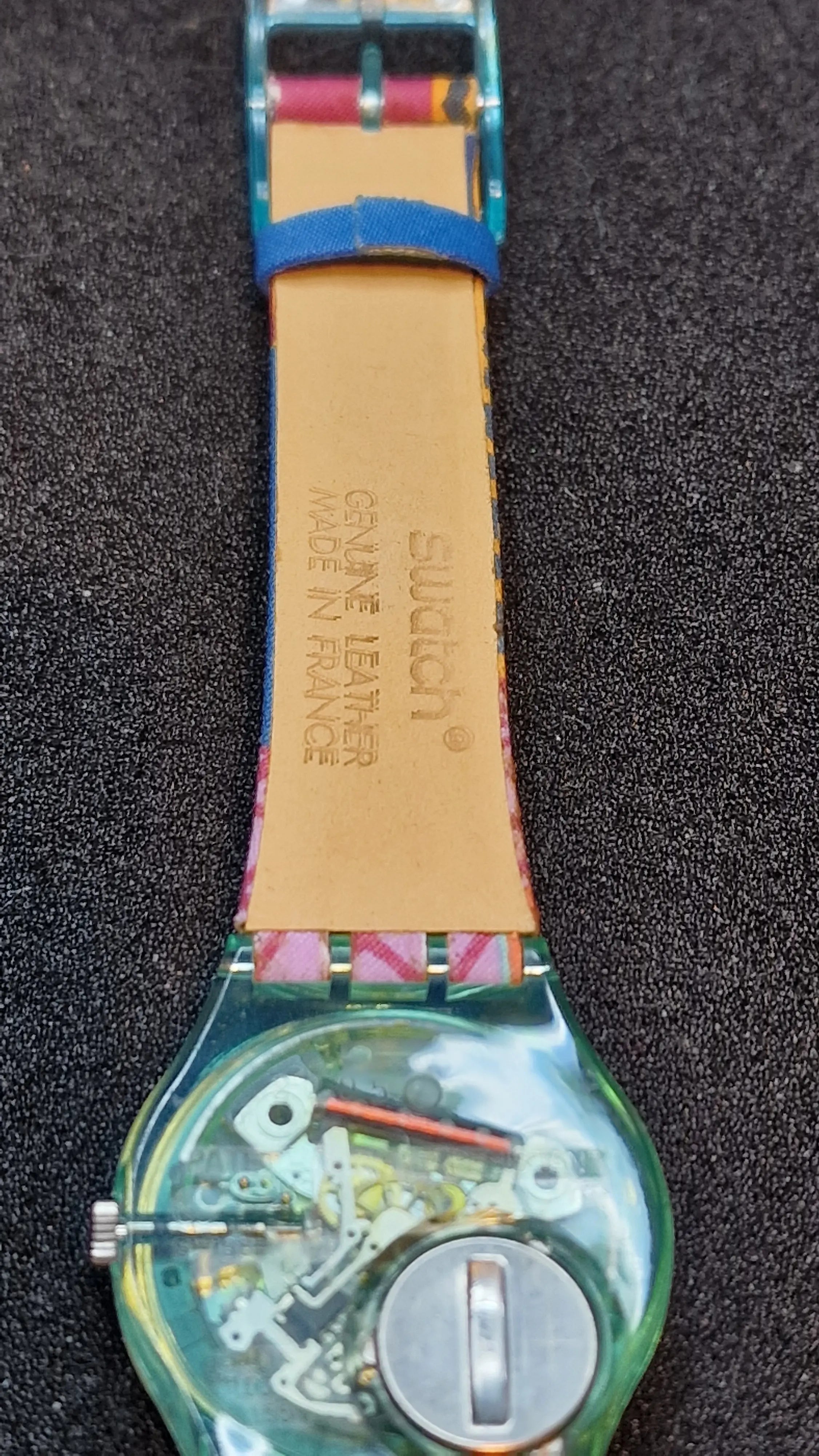 Swatch GL103 “Mogador” (1991) – Colorful Cultural Masterpiece 10