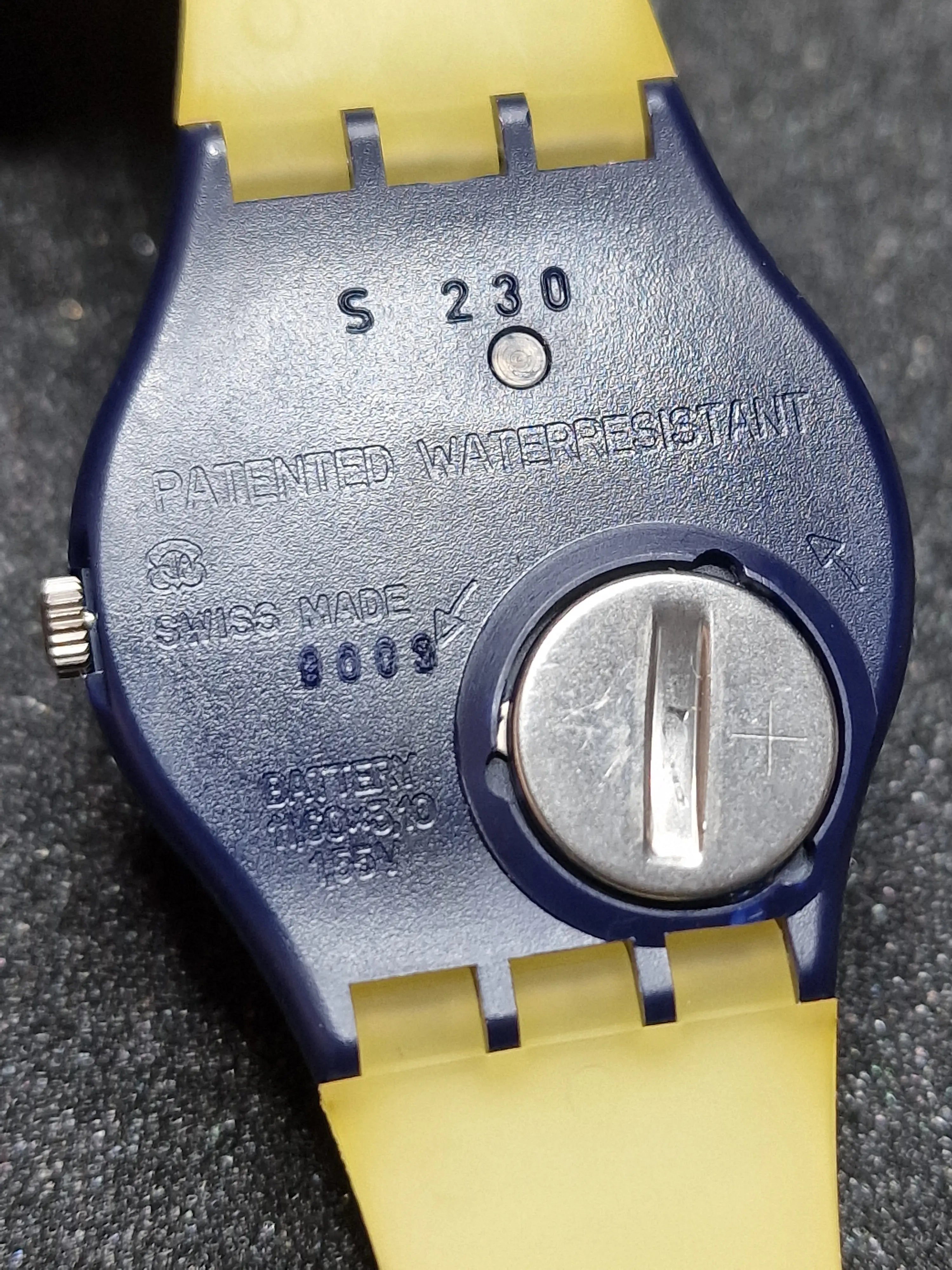 Swatch GN120 “Backstage” (1992) – Architectural Elegance 5