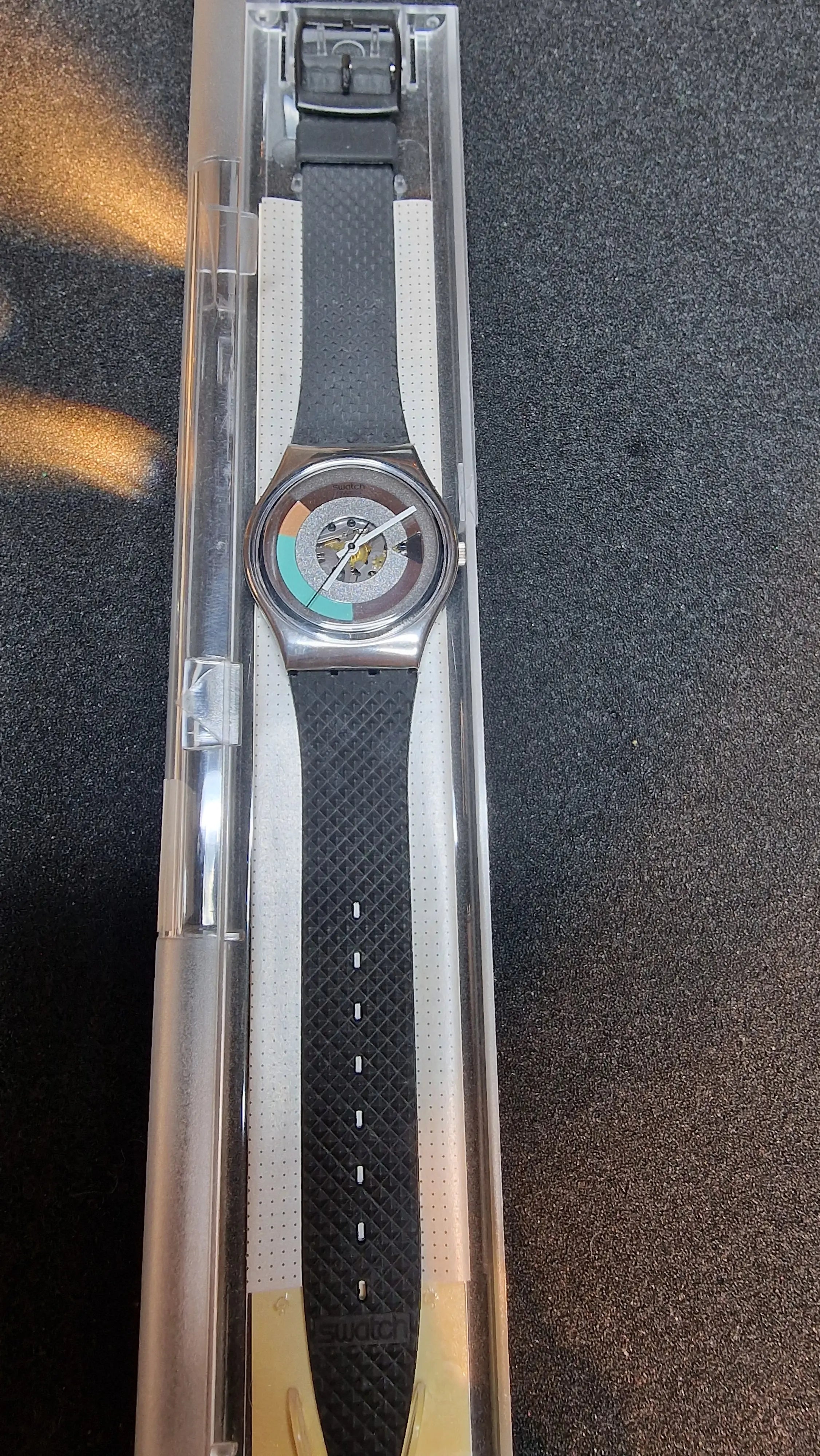 Swatch GX405 "Metropolis" (1989) – Vintage Skeleton Design 2