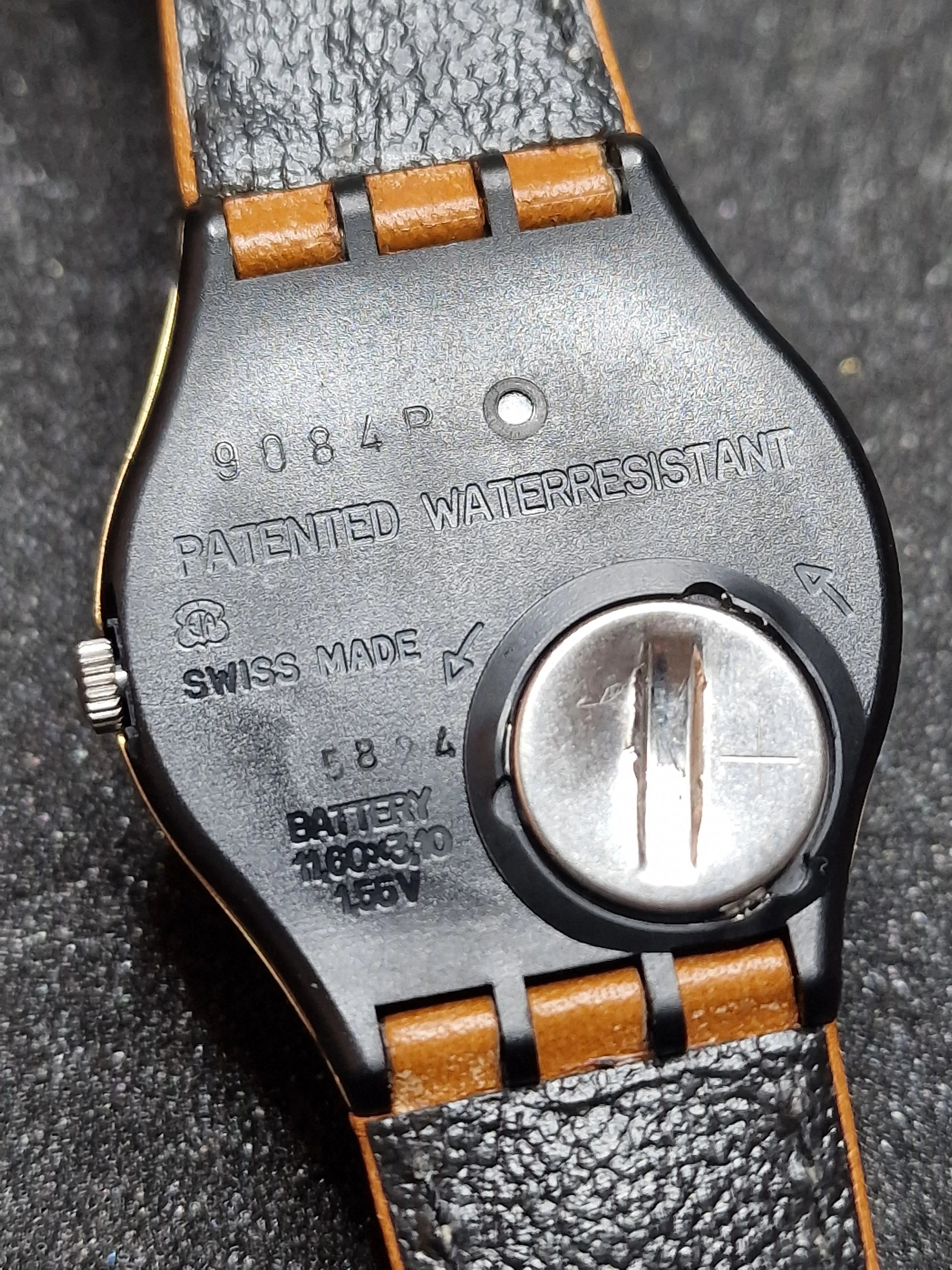 Swatch GX703 “Courier” (1988) – Vintage Pilot Style with Day-Date 6