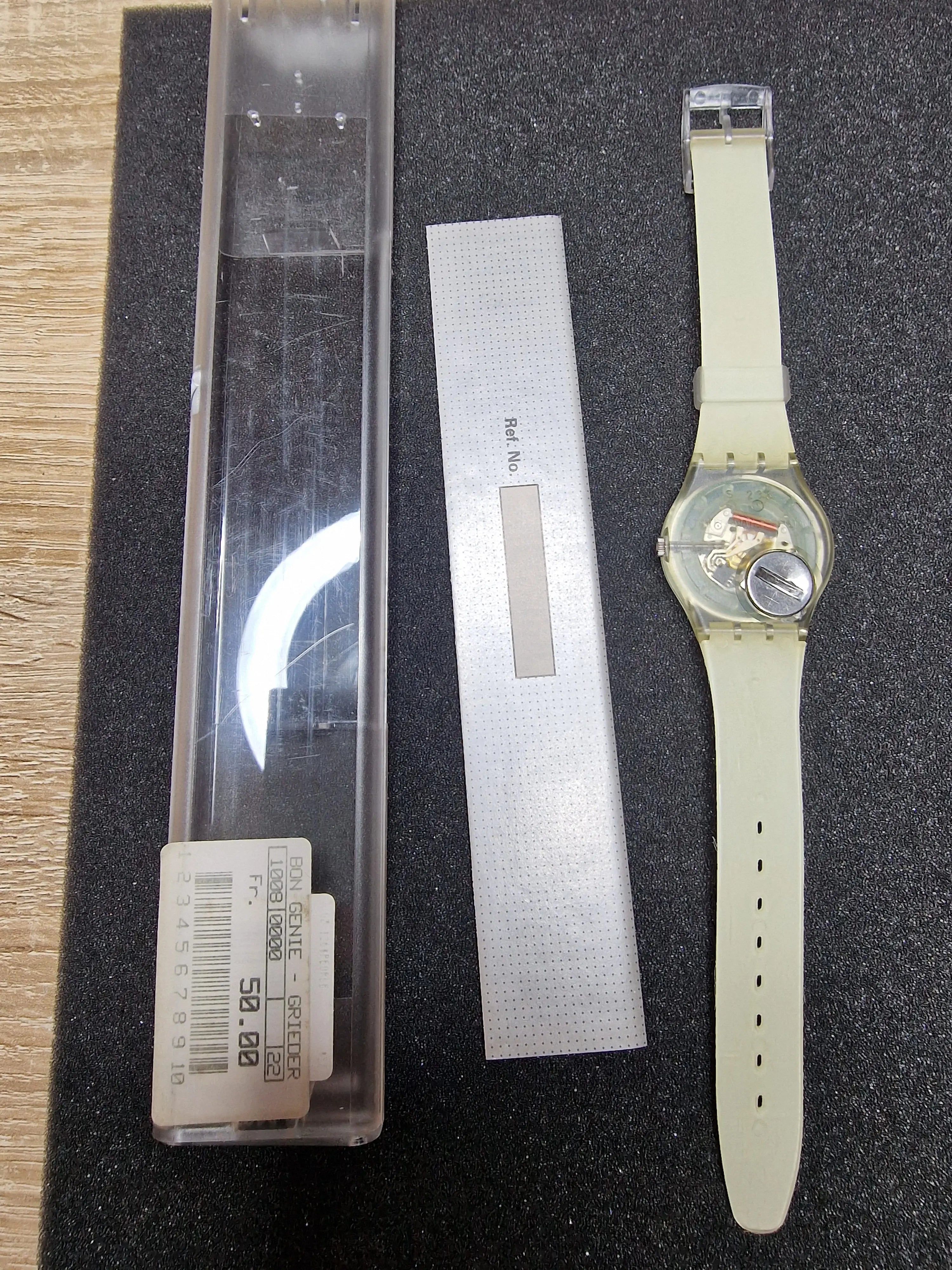 Swatch GZ126 “The People” (1992) – 100 Million Celebration Edition 3