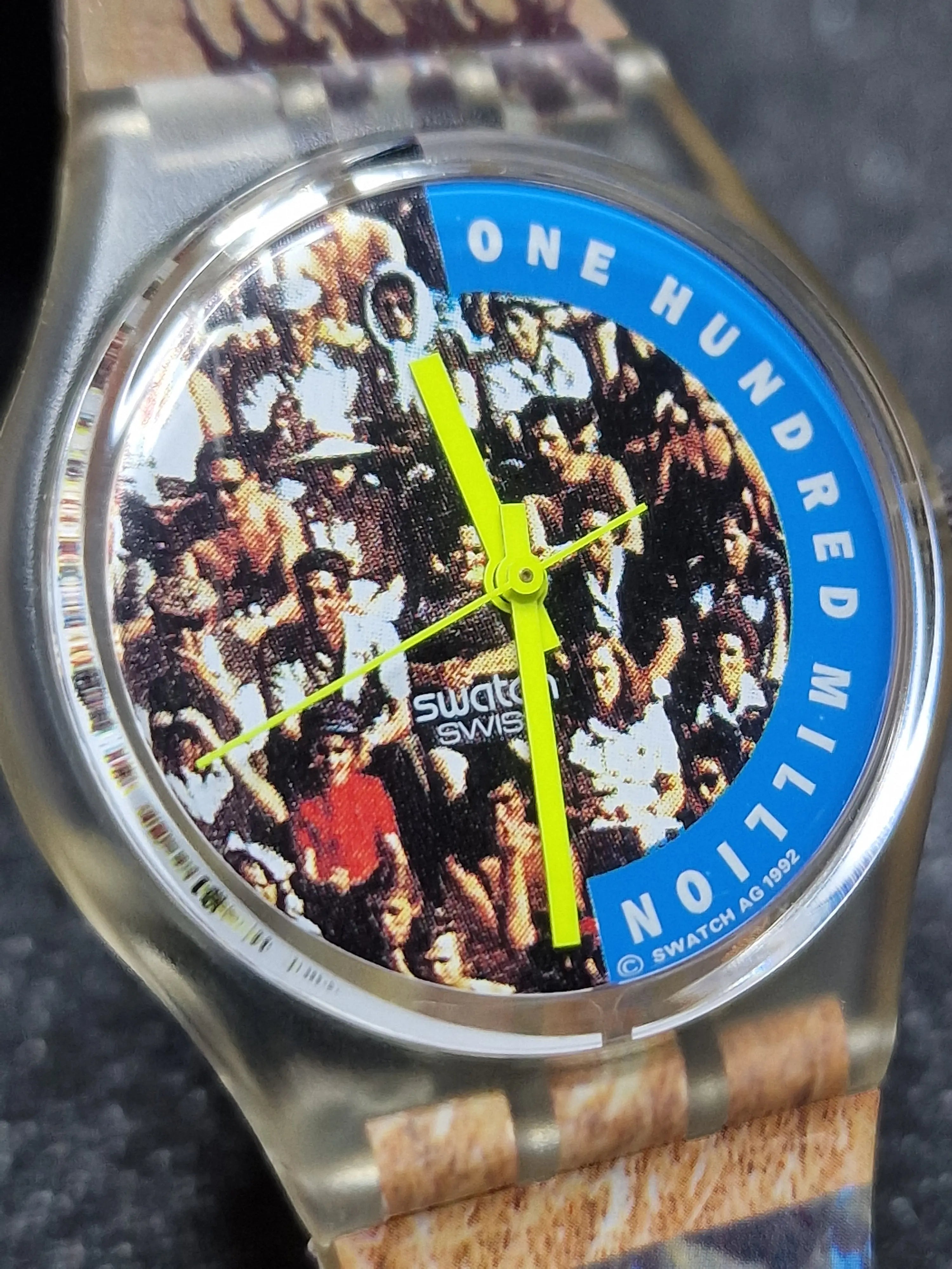 Swatch GZ126 “The People” (1992) – 100 Million Celebration Edition 12