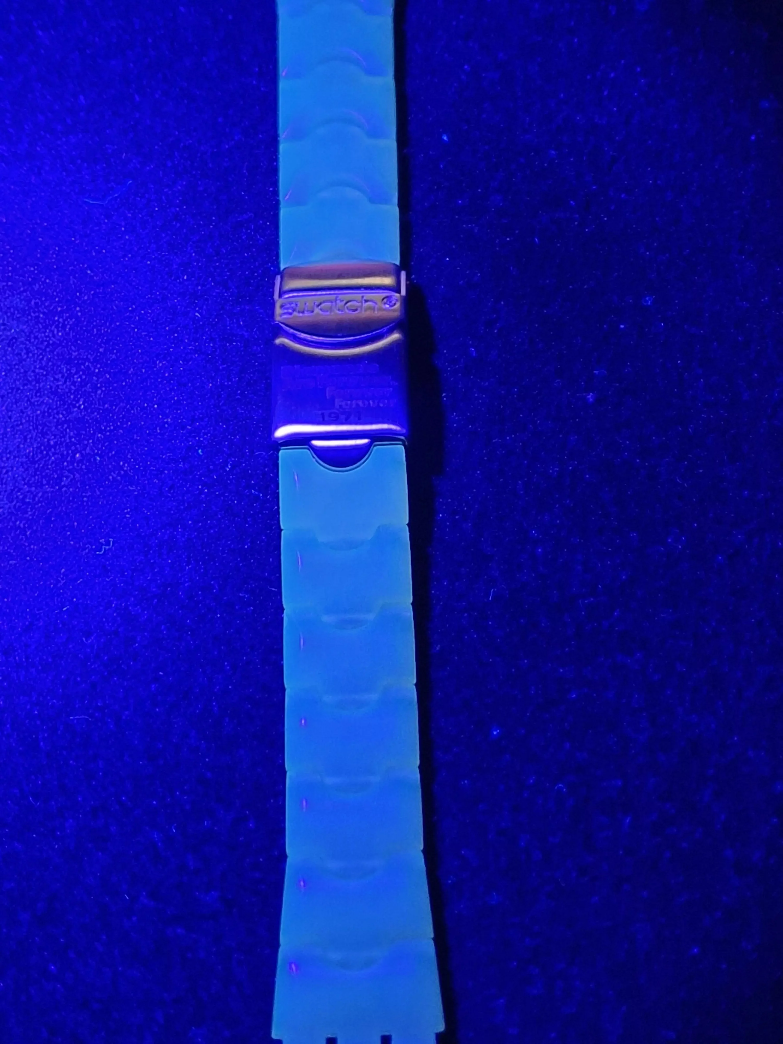 Swatch Irony 007 “Diamonds Are Forever” Bracelet (1971) – Rare Collectible 3