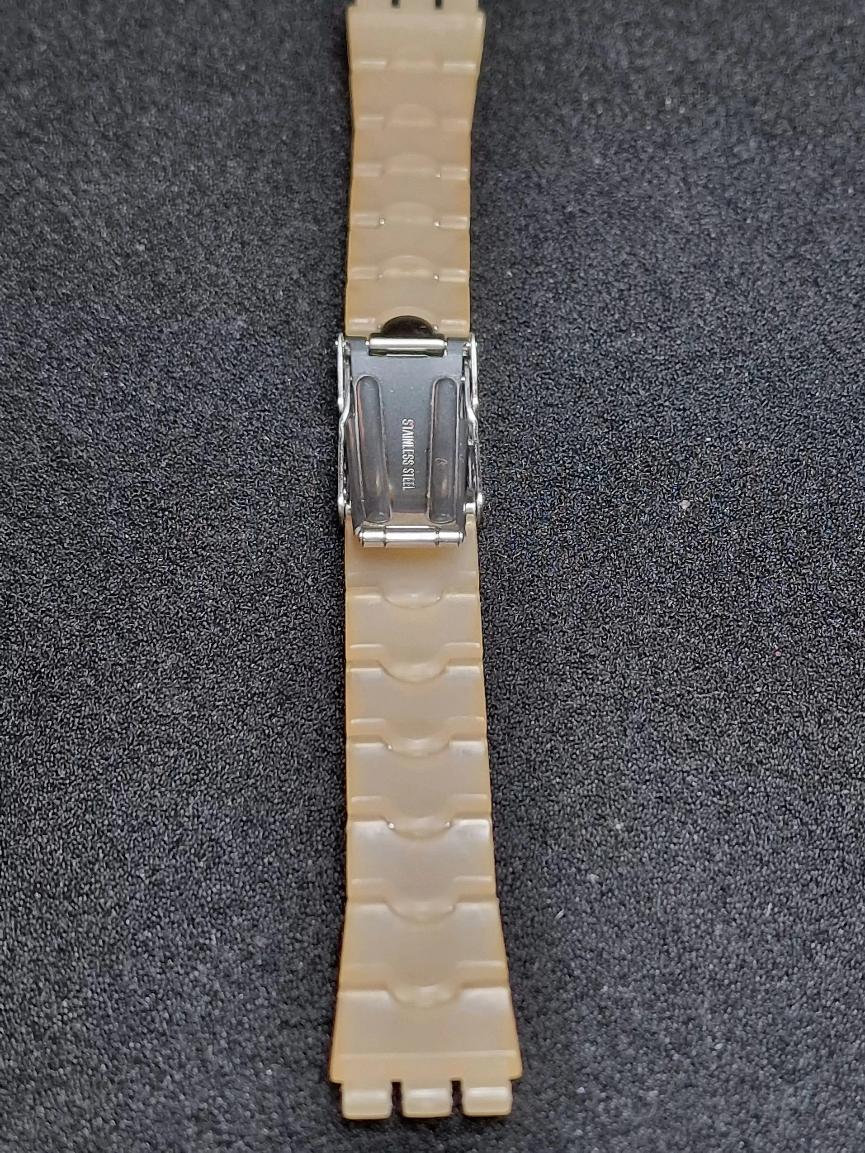 Swatch Irony 007 “Diamonds Are Forever” Bracelet (1971) – Rare Collectible 6